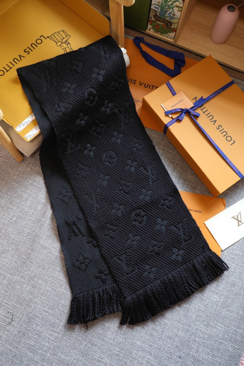 Louis Vuitton Knit Scarf - 944944943 - Photo 2