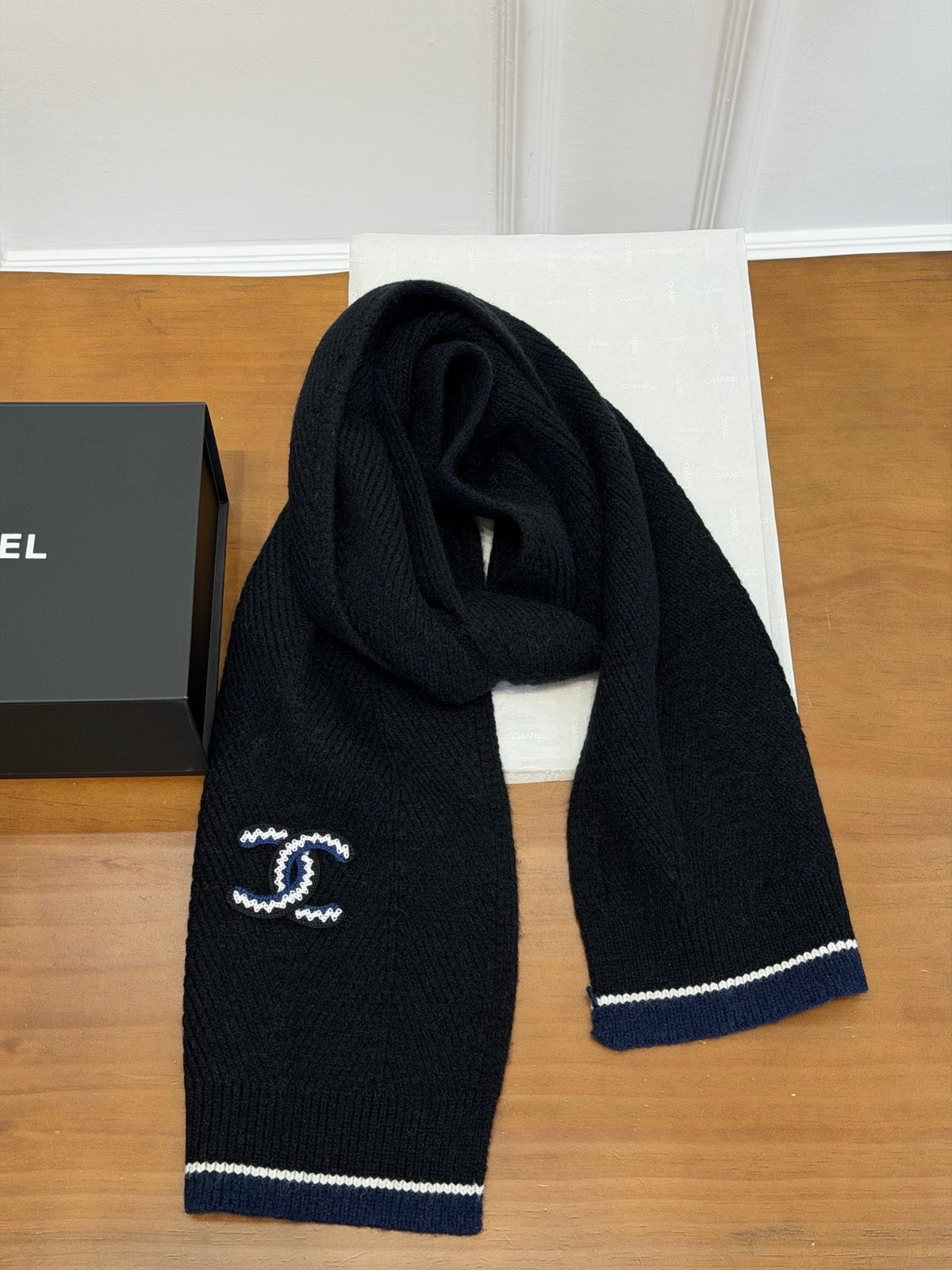 Chanel Embroidered Colorblock Accessory Set - 1245544792 - Photo 2