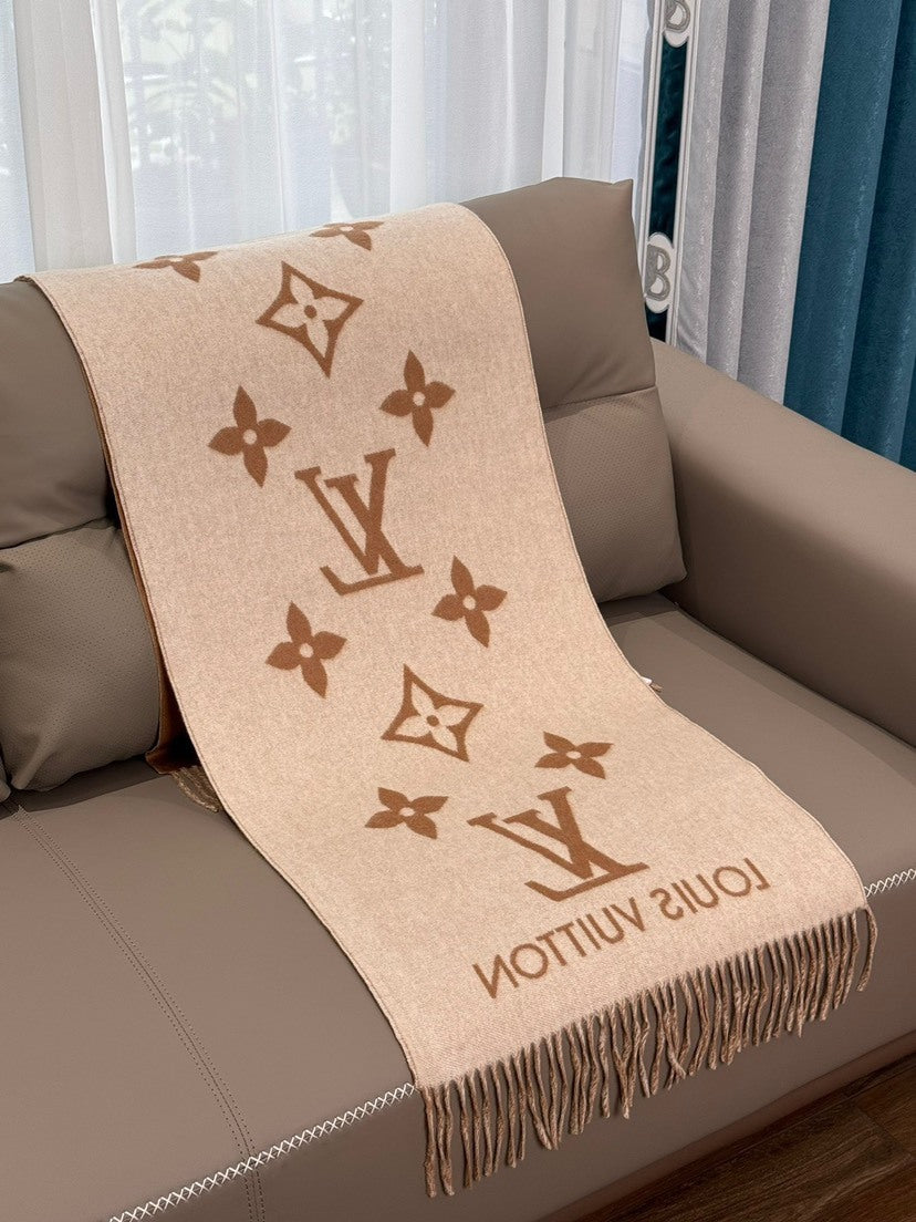 Louis Vuitton Jacquard Scarf - 944930276 - Photo 2