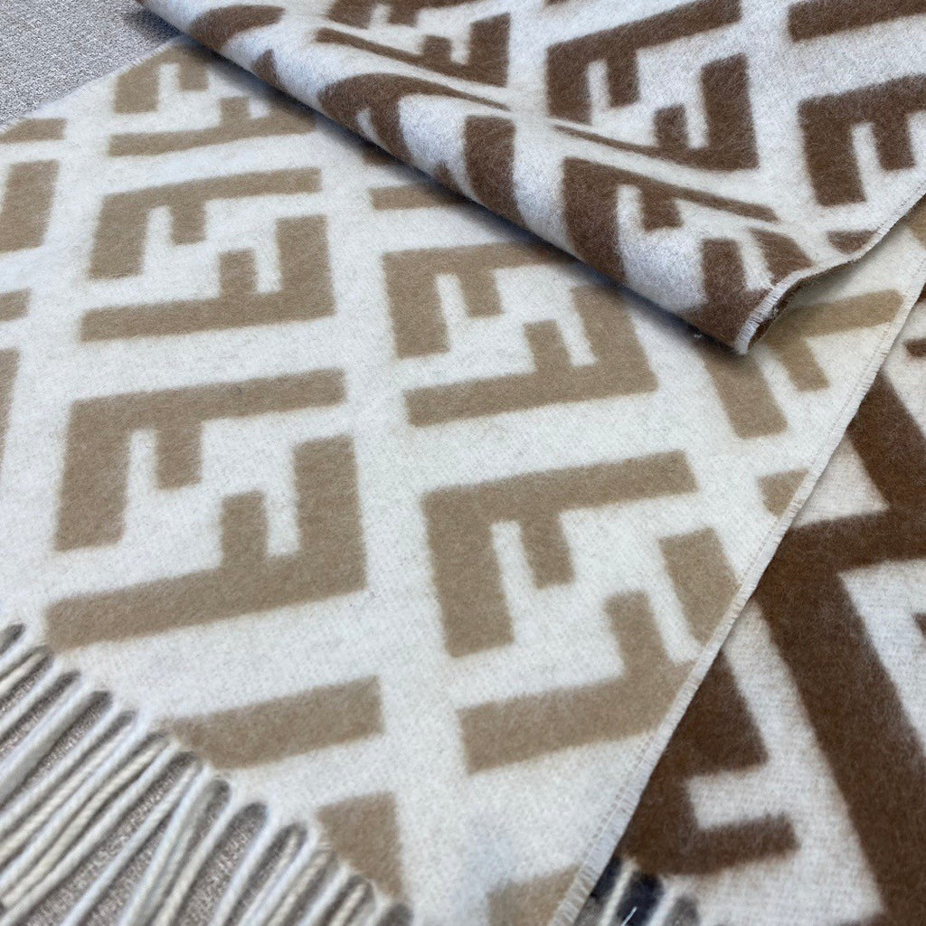 Fendi Gradient Scarf - 1245381542 - Photo 3