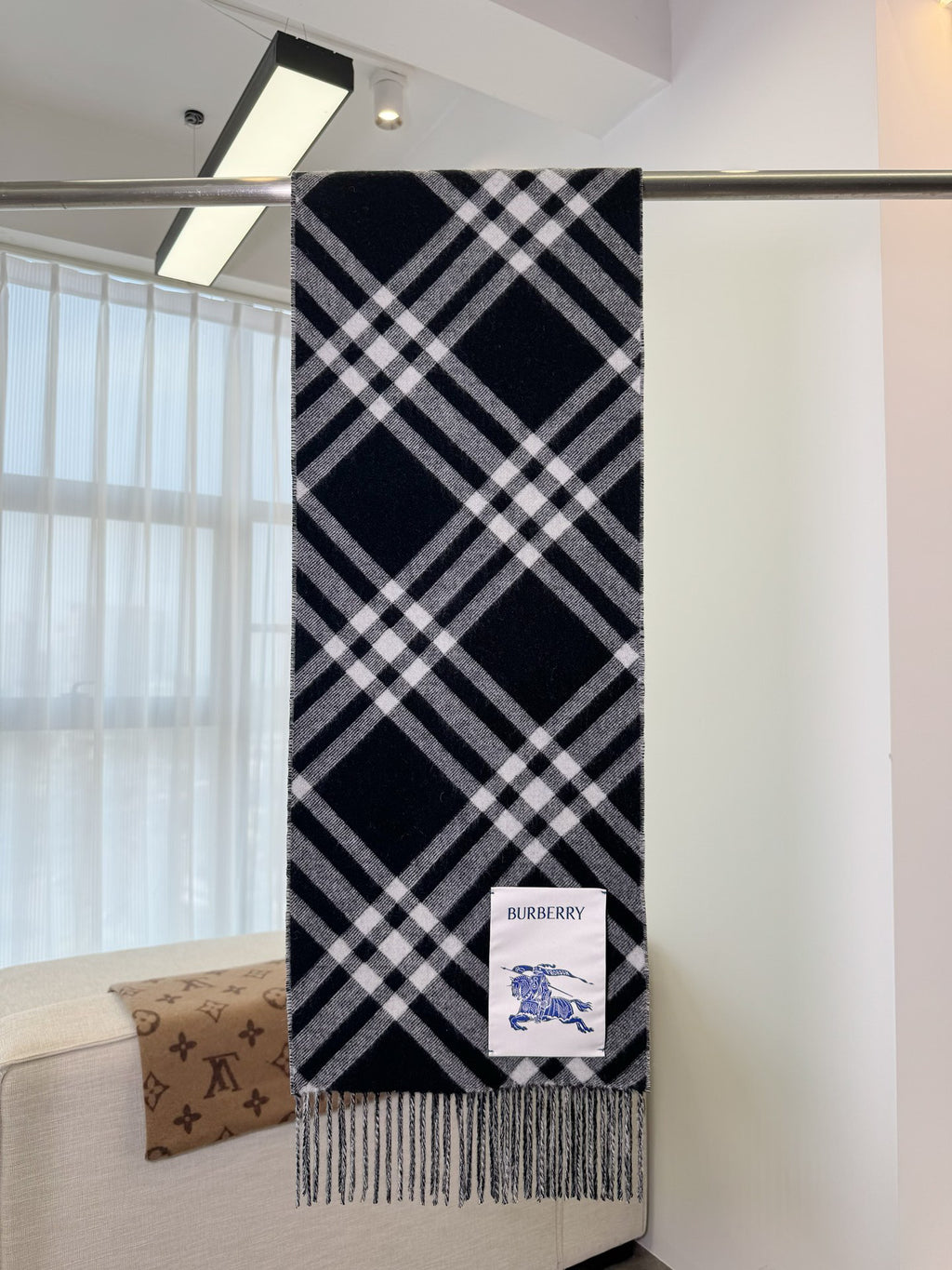 Burberry Check Pattern Scarf - 973237343 - Photo 3