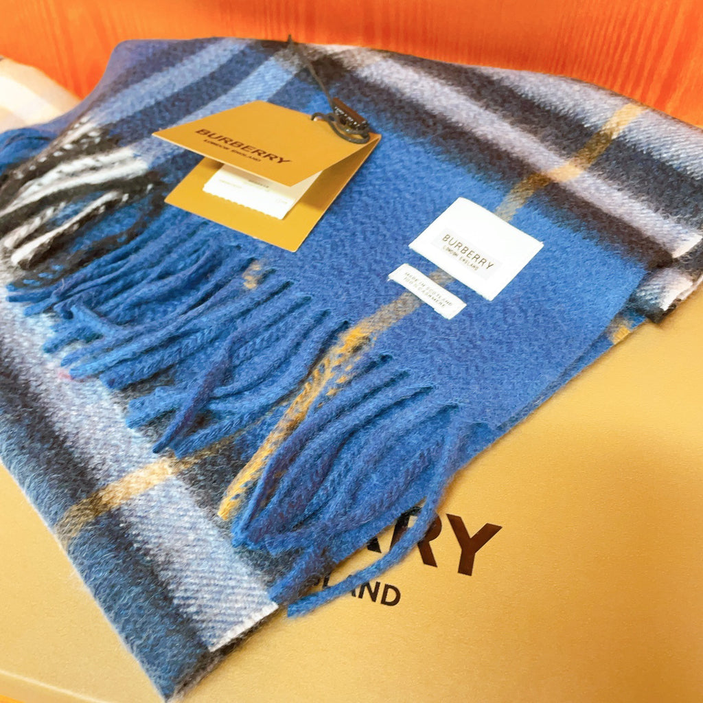 Burberry Check Pattern Scarf - 975222335 - Photo 3