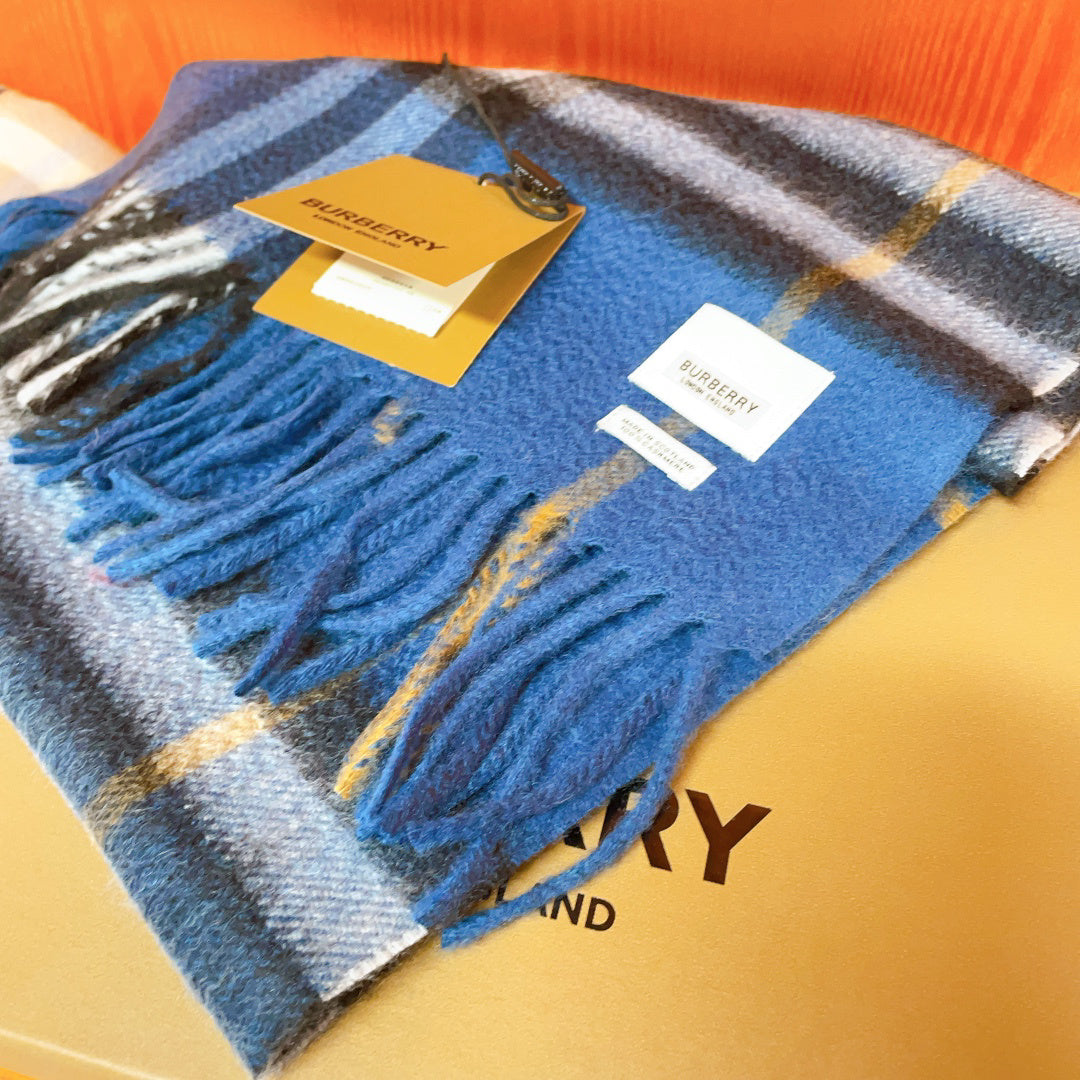 Burberry Check Pattern Scarf - 975222335 - Photo 3