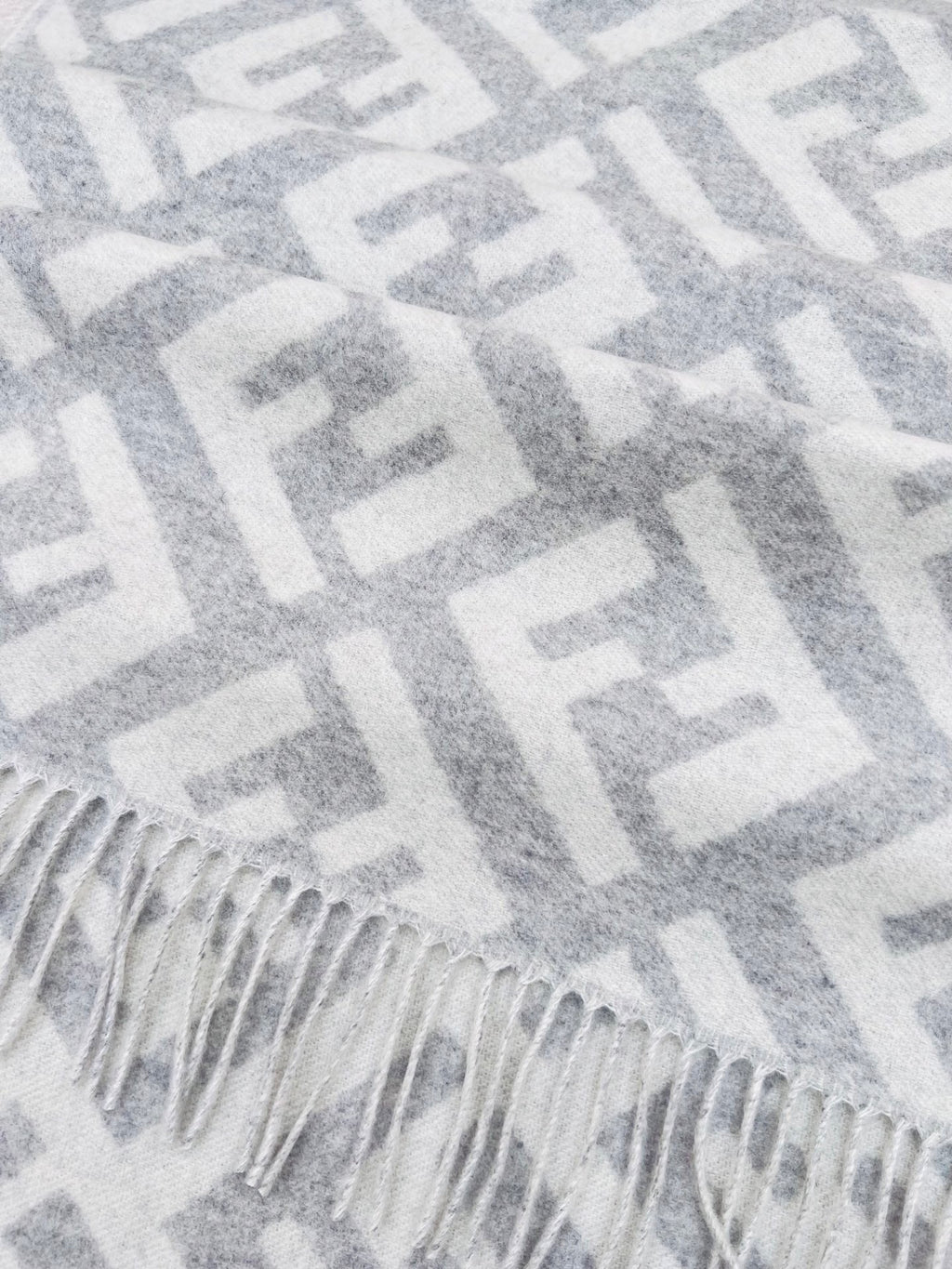 Fendi Logo Detail Scarf - 1245373006 - Photo 3