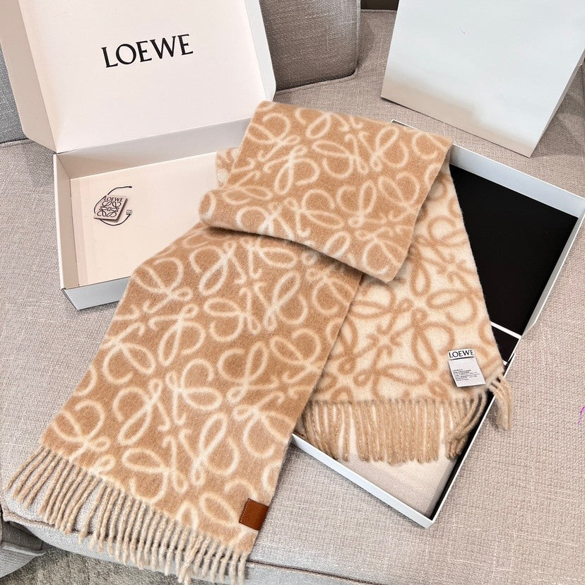 Loewe Jacquard Logo Detail Scarf - 945558372 - Photo 3