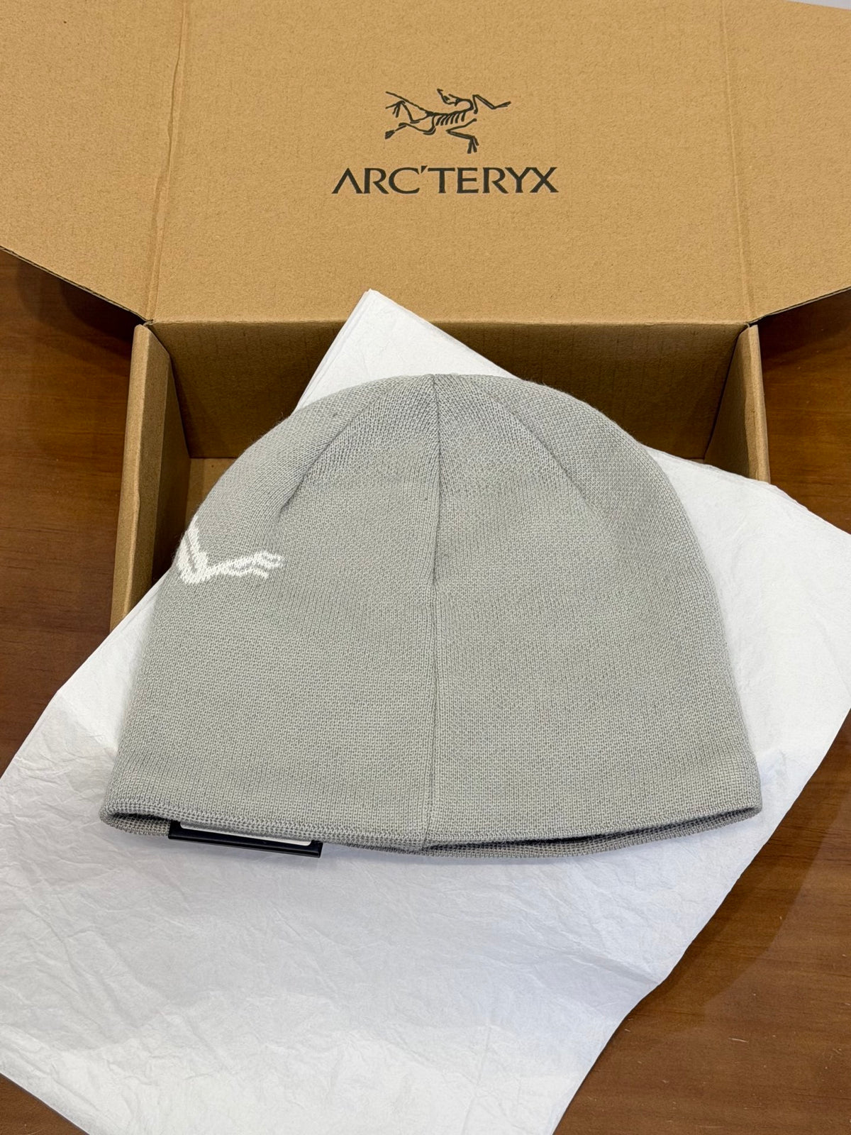 Arcteryx Jacquard Knit Beanie - 1243998145 - Photo 3