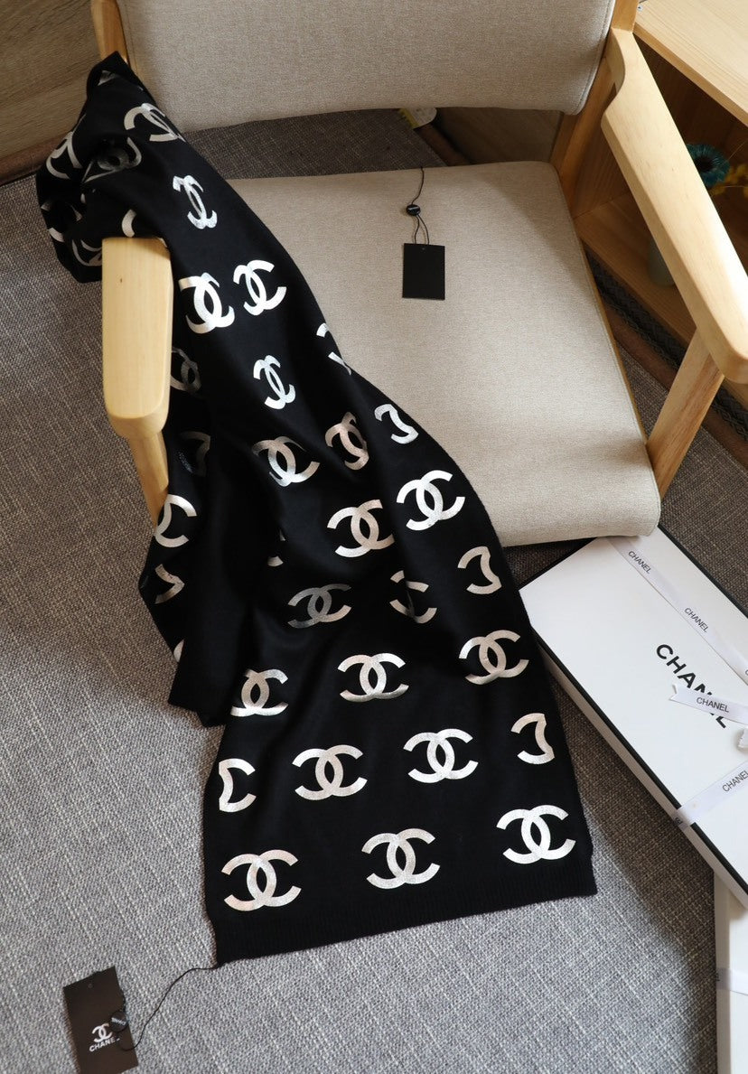 Chanel Logo Detail Knit Scarf - 950101253 - Photo 3