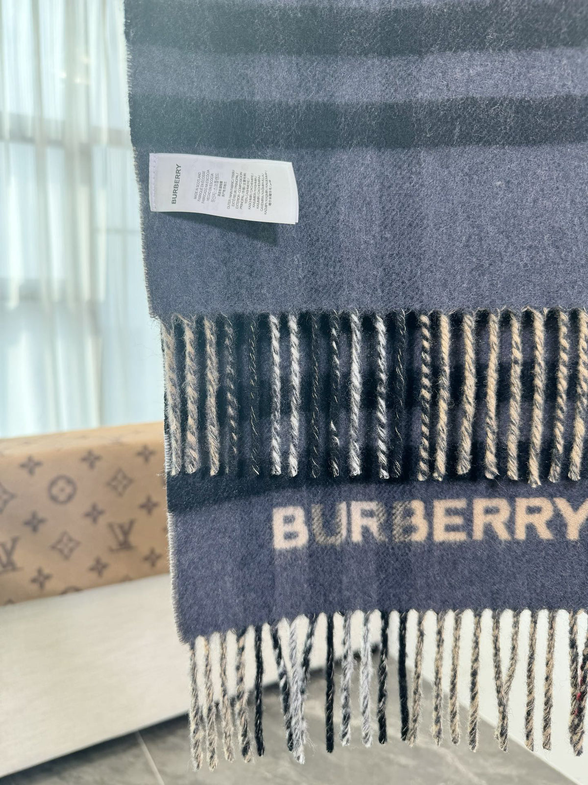 Burberry Check Pattern Colorblock Scarf - 973644987 - Photo 3