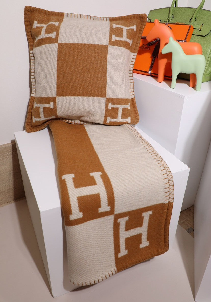 Hermes Throw Blanket - 945431664 - Photo 3
