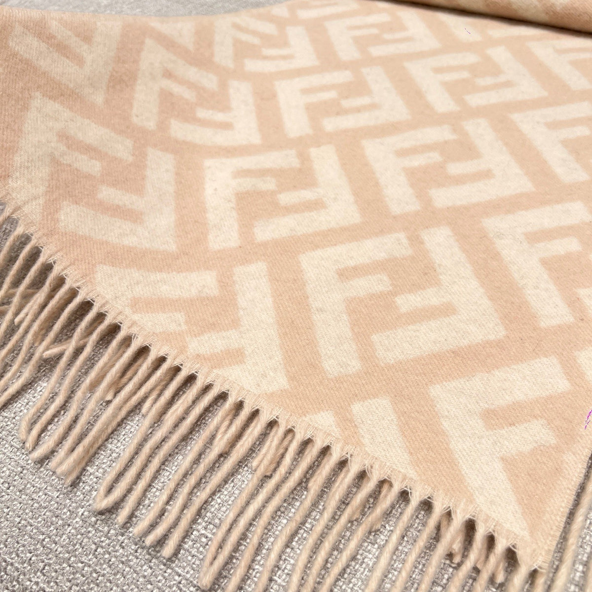 Fendi Jacquard Logo Detail Scarf - 1245378822 - Photo 3
