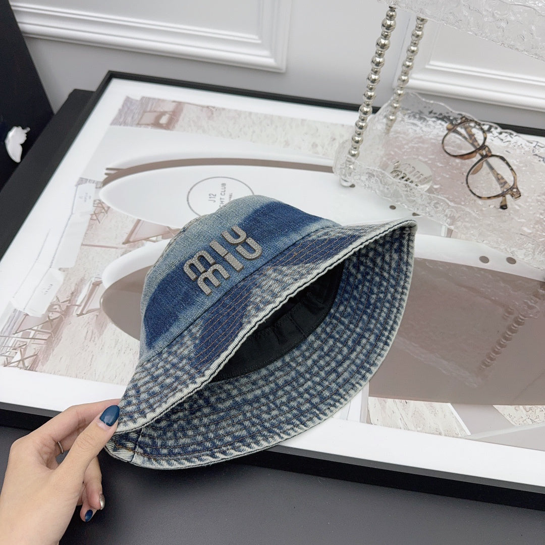 Miu Miu Printed Bucket Hat - 1008062522 - Photo 3