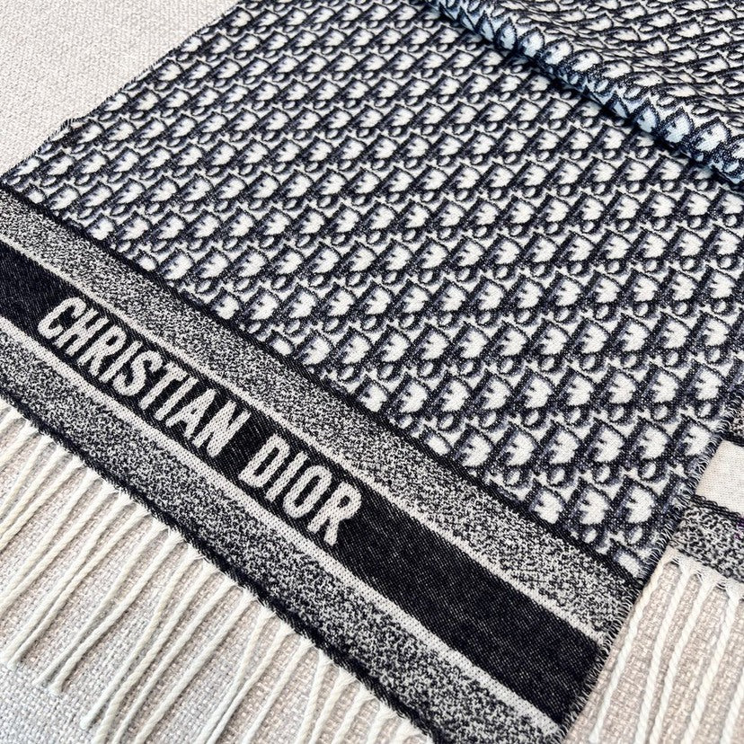 Dior Jacquard Logo Detail Scarf - 945553992 - Photo 3