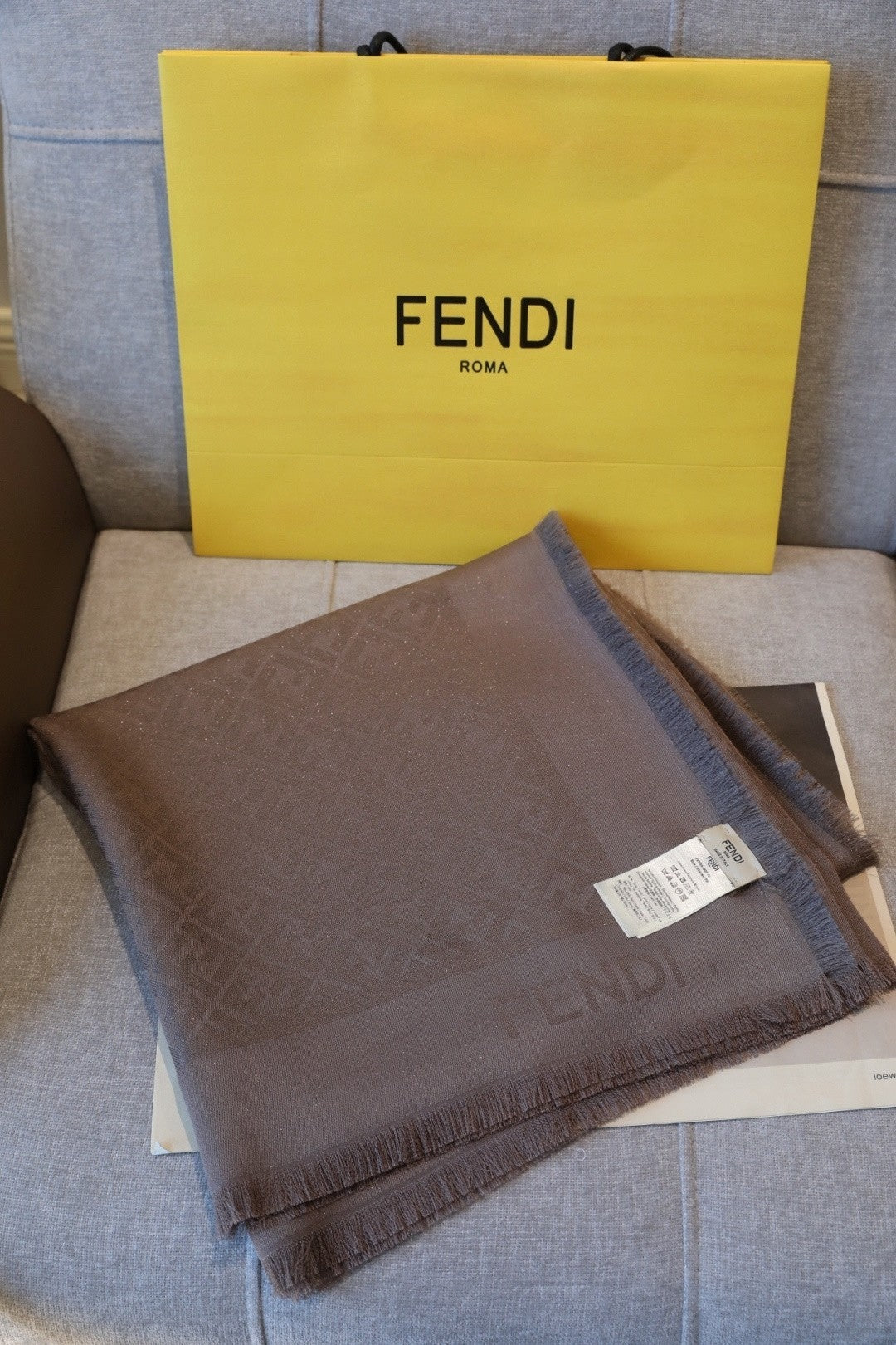 Fendi Jacquard Logo Detail Square Scarf - 1245375014 - Photo 3