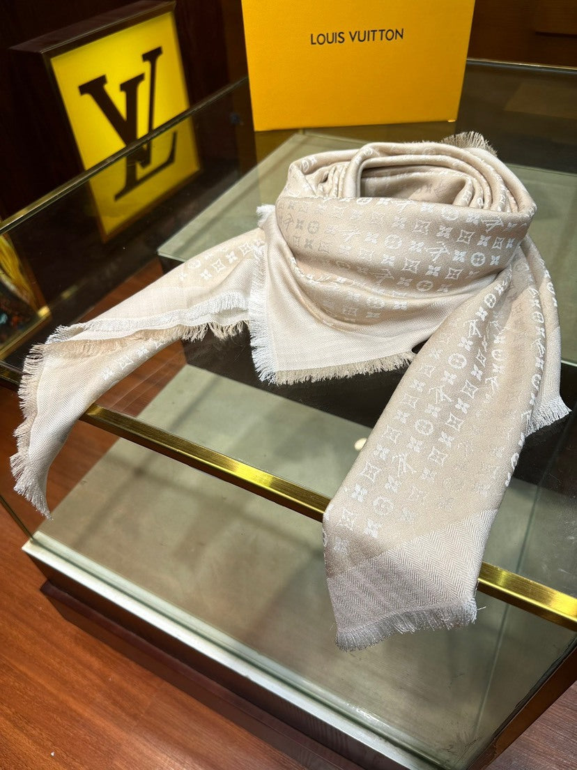 Louis Vuitton Jacquard Logo Detail Scarf - 950617442 - Photo 3