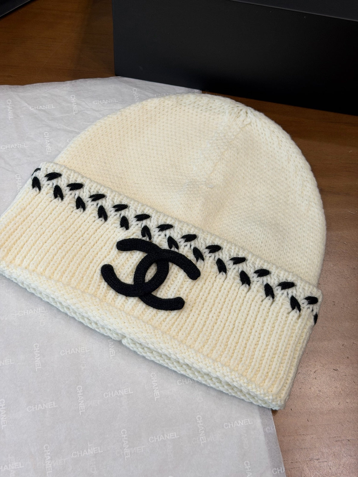 Chanel Colorblock Knit Beanie - 1245544019 - Photo 3