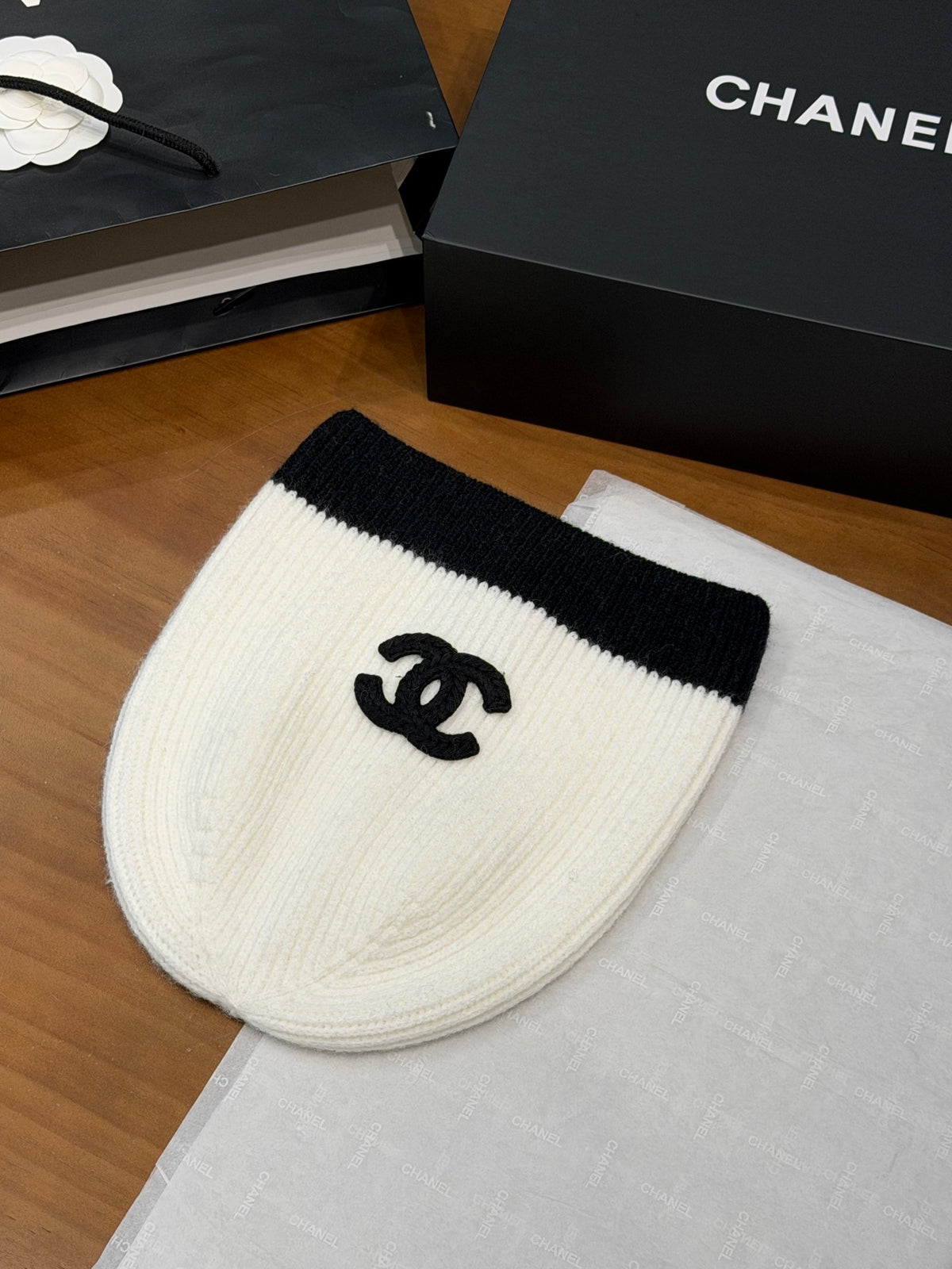 Chanel Colorblock Knit Beanie - 1245543836 - Photo 3