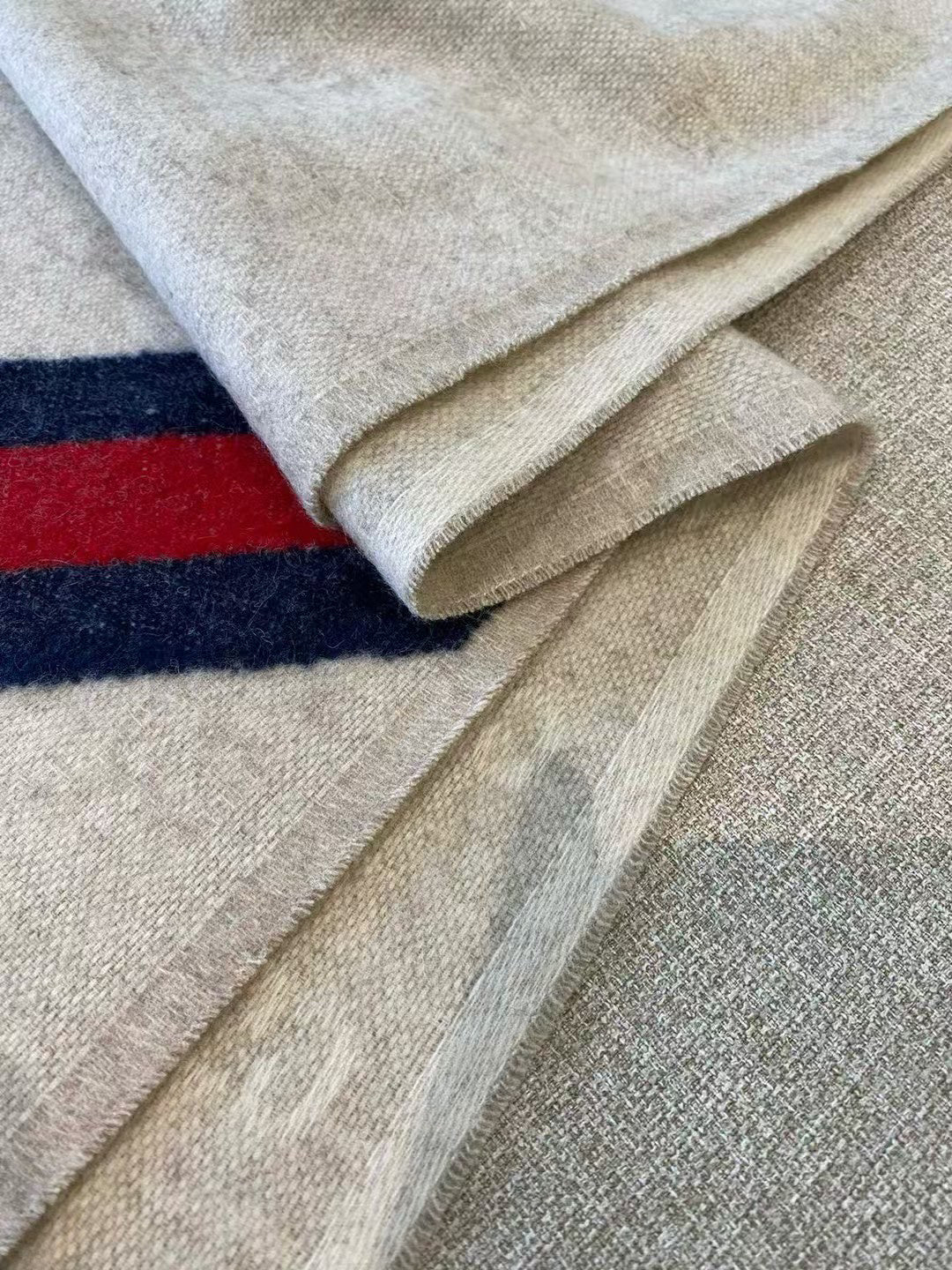 Gucci Jacquard Scarf - 973238121 - Photo 3