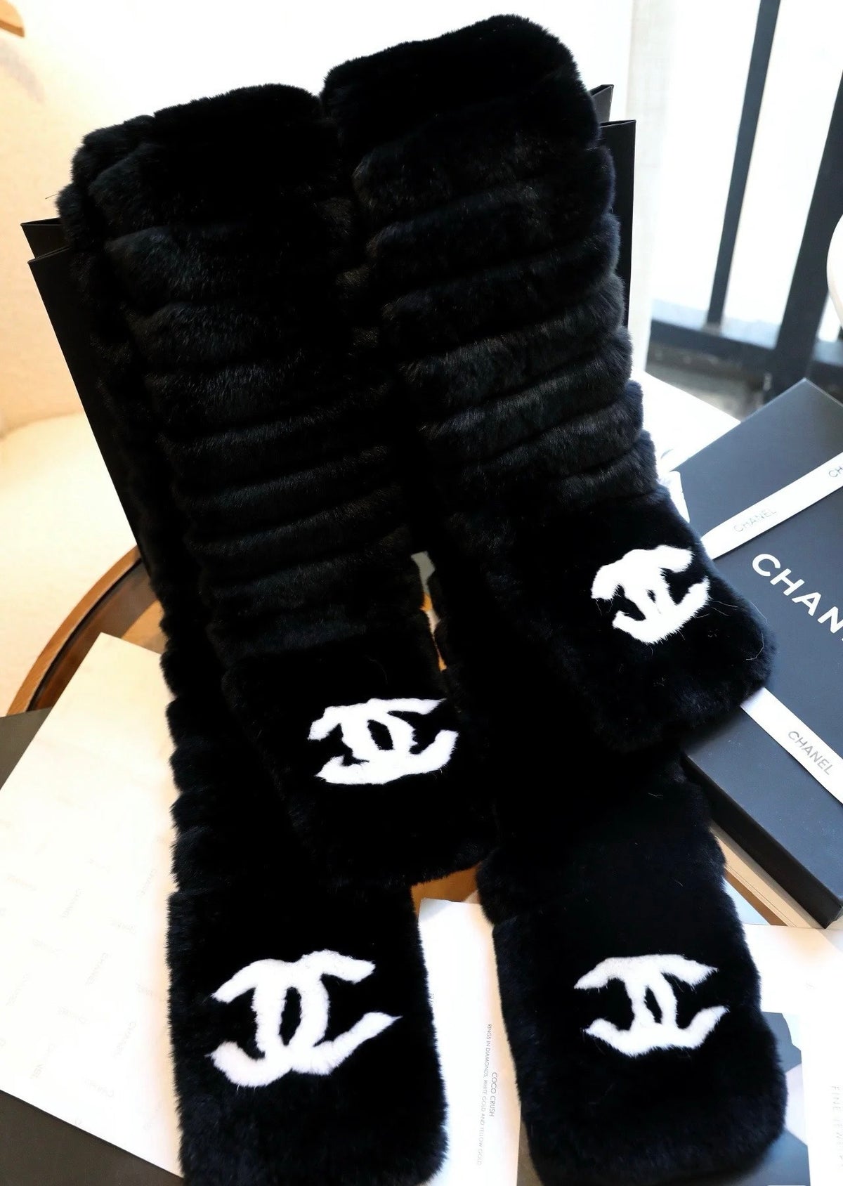 Chanel Logo Detail Scarf - 962272198 - Photo 3