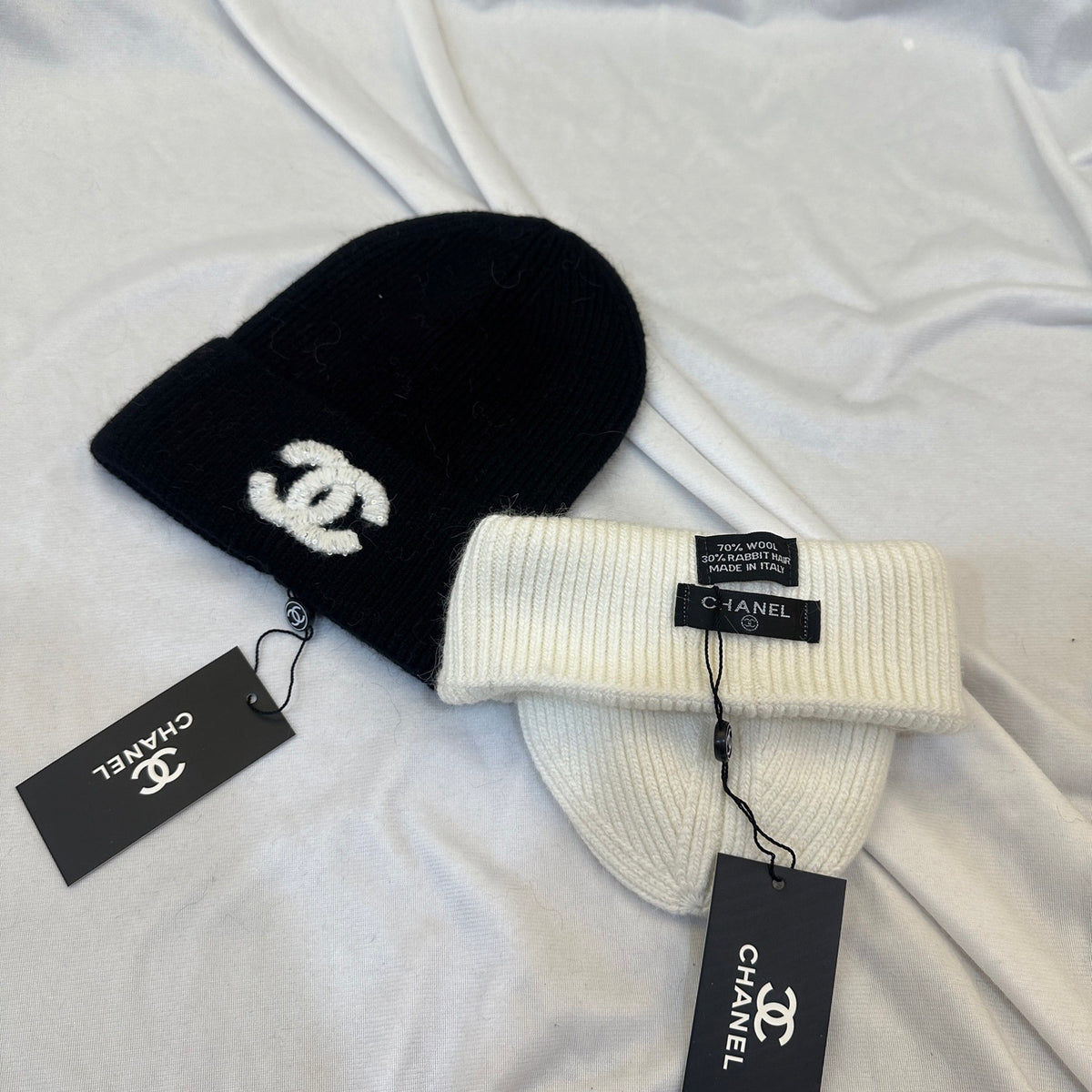 Chanel Logo Detail Knit Beanie - 1141779406 - Photo 3