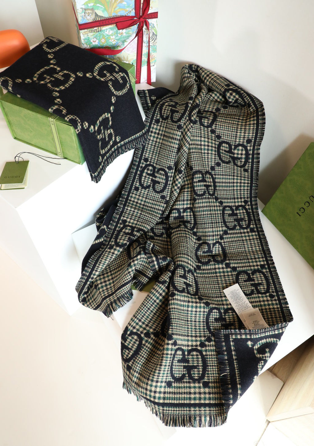 Gucci Scarf - 973239494 - Photo 3