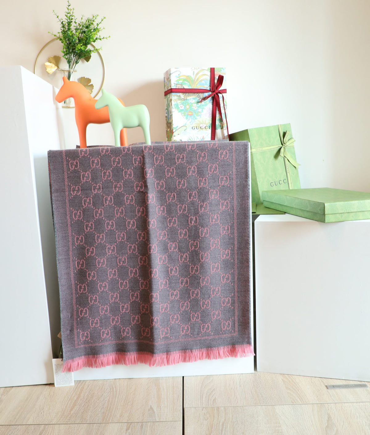 Gucci Colorblock Scarf - 973238722 - Photo 3