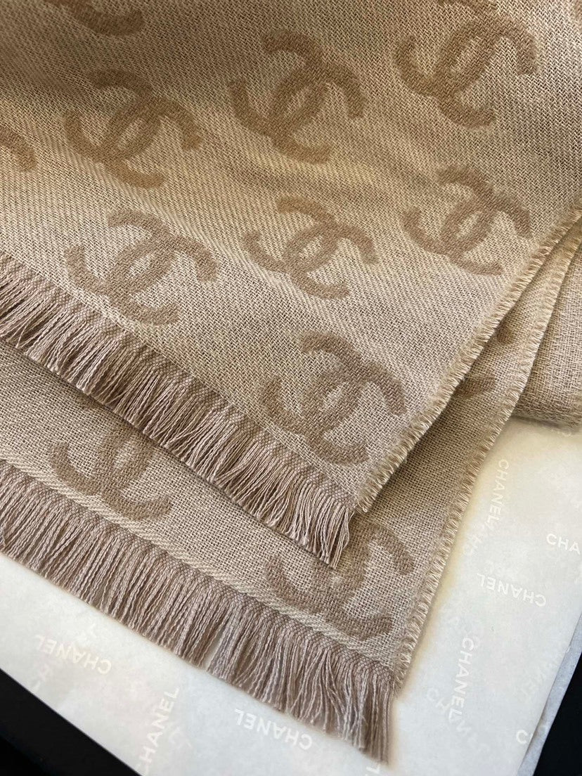 Chanel Gradient Logo Detail Scarf - 952640742 - Photo 3