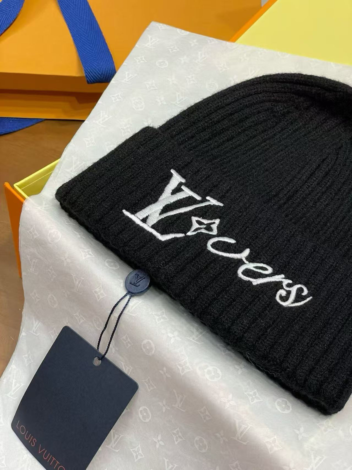Louis Vuitton Embroidered Logo Detail Beanie - 1149273393 - Photo 3