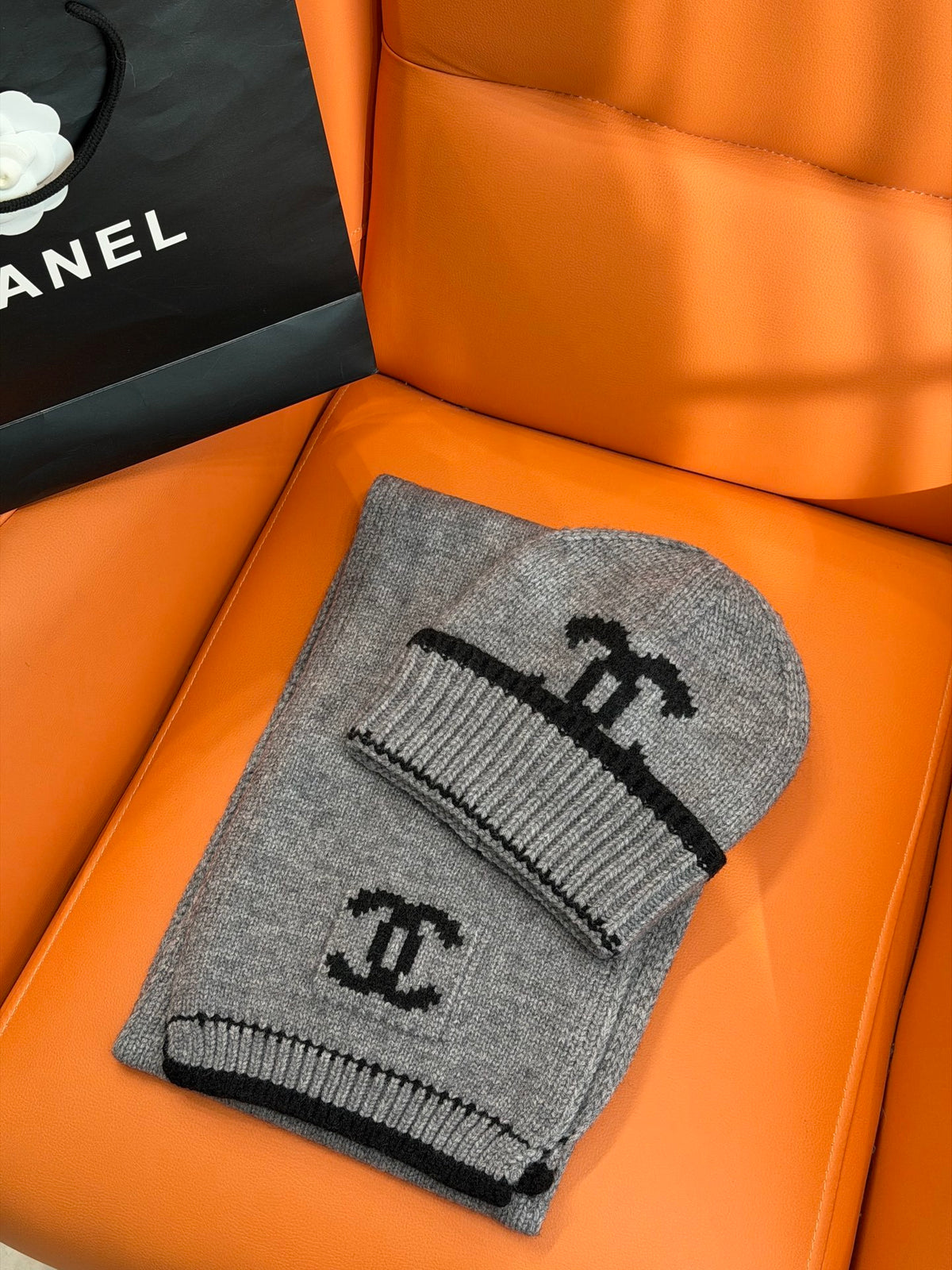 Chanel Jacquard Colorblock Accessory Set - 1245544525 - Photo 3