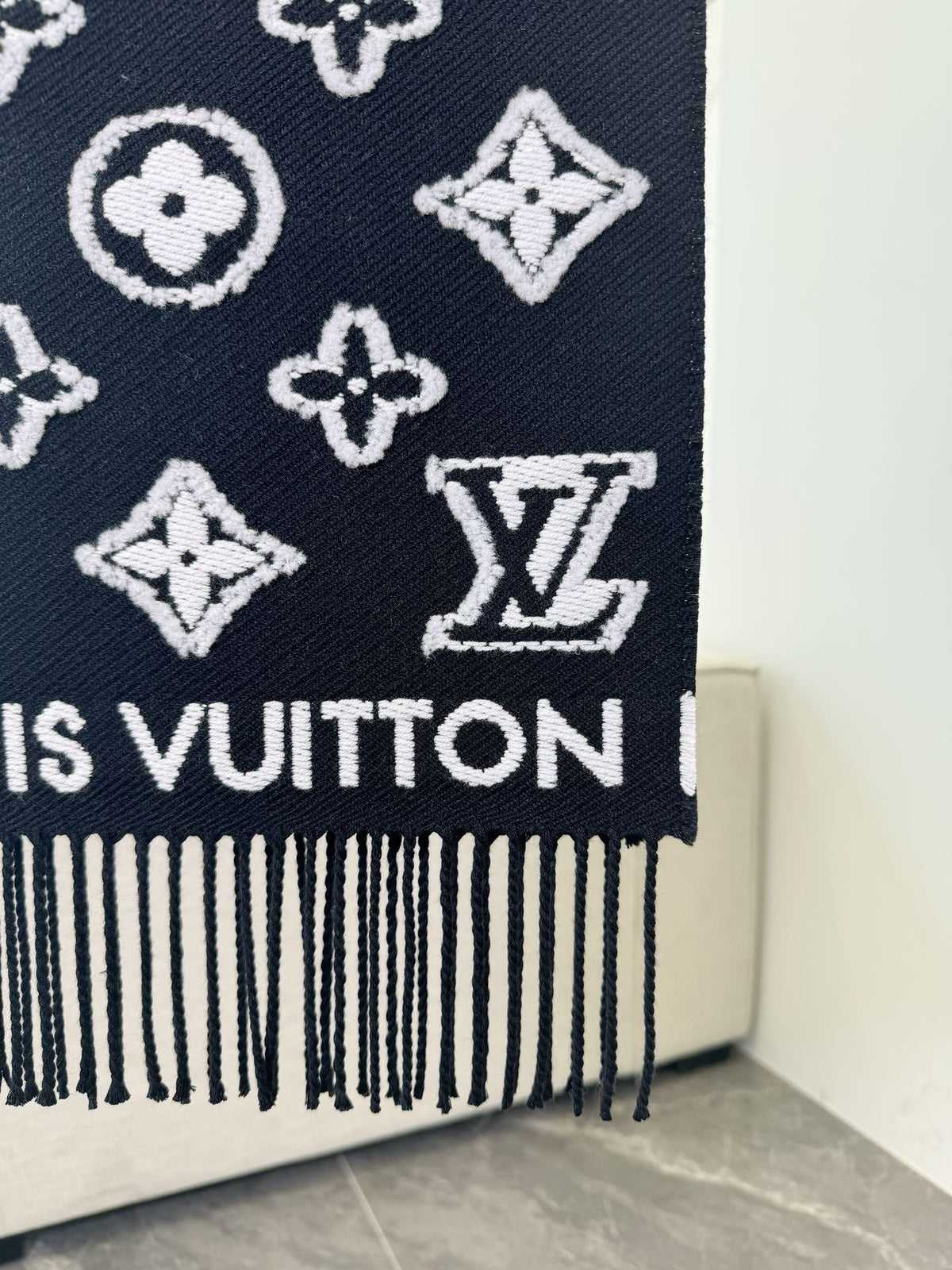 Louis Vuitton Colorblock Scarf - 957361504 - Photo 3