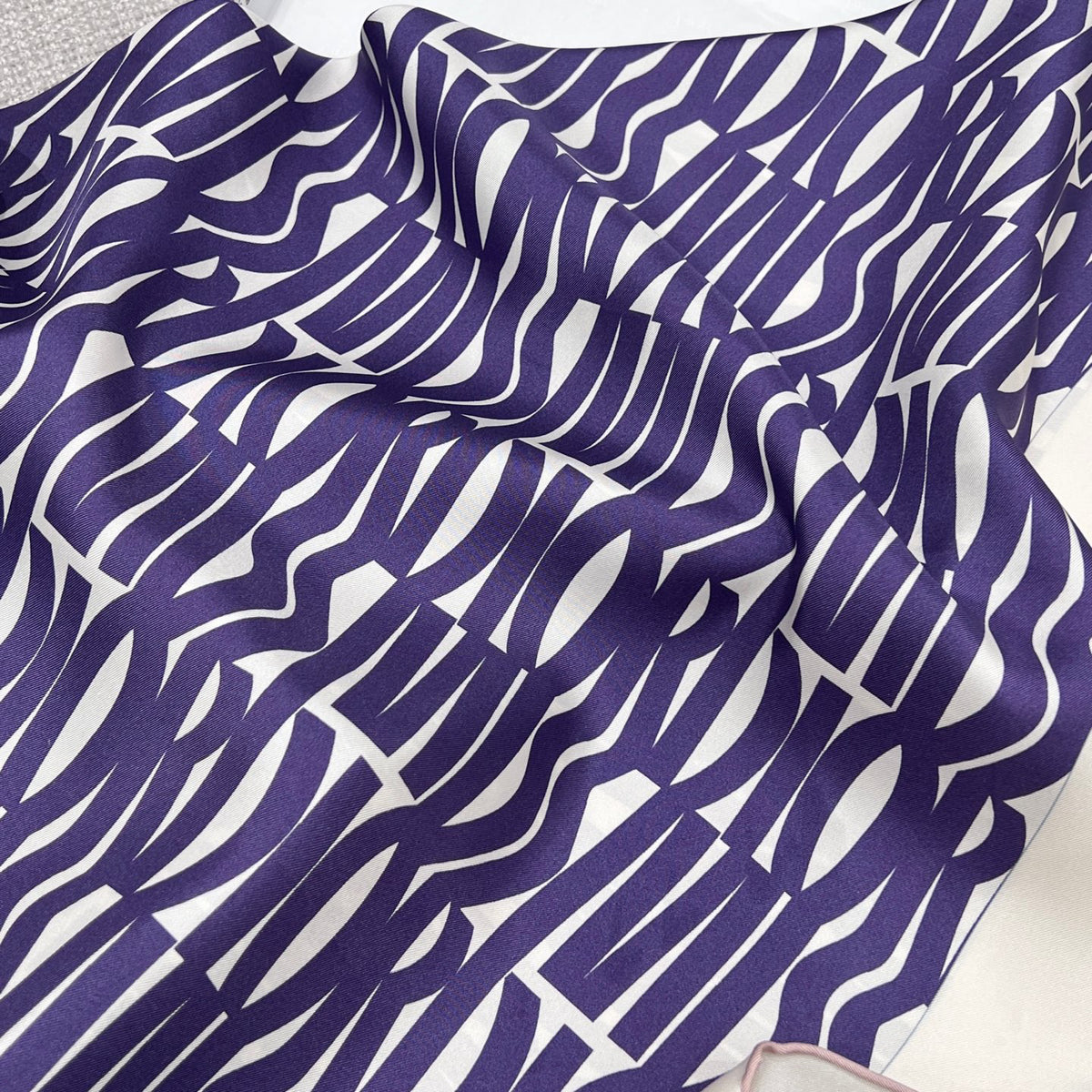 Dior Logo Detail Square Scarf - 999985392 - Photo 4