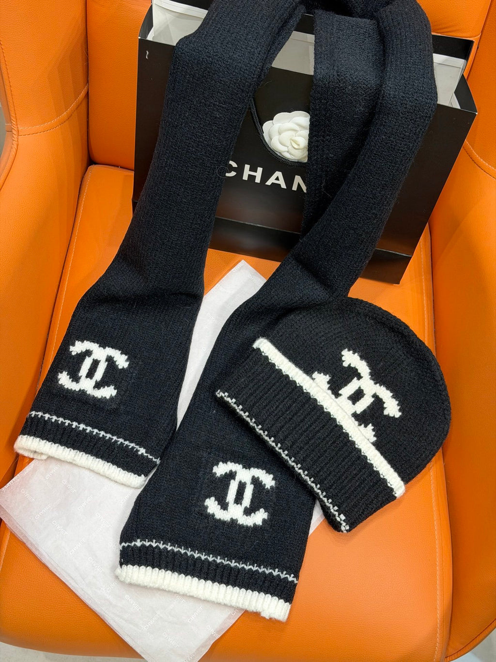 Chanel Jacquard Colorblock Accessory Set - 1245544643 - Photo 4