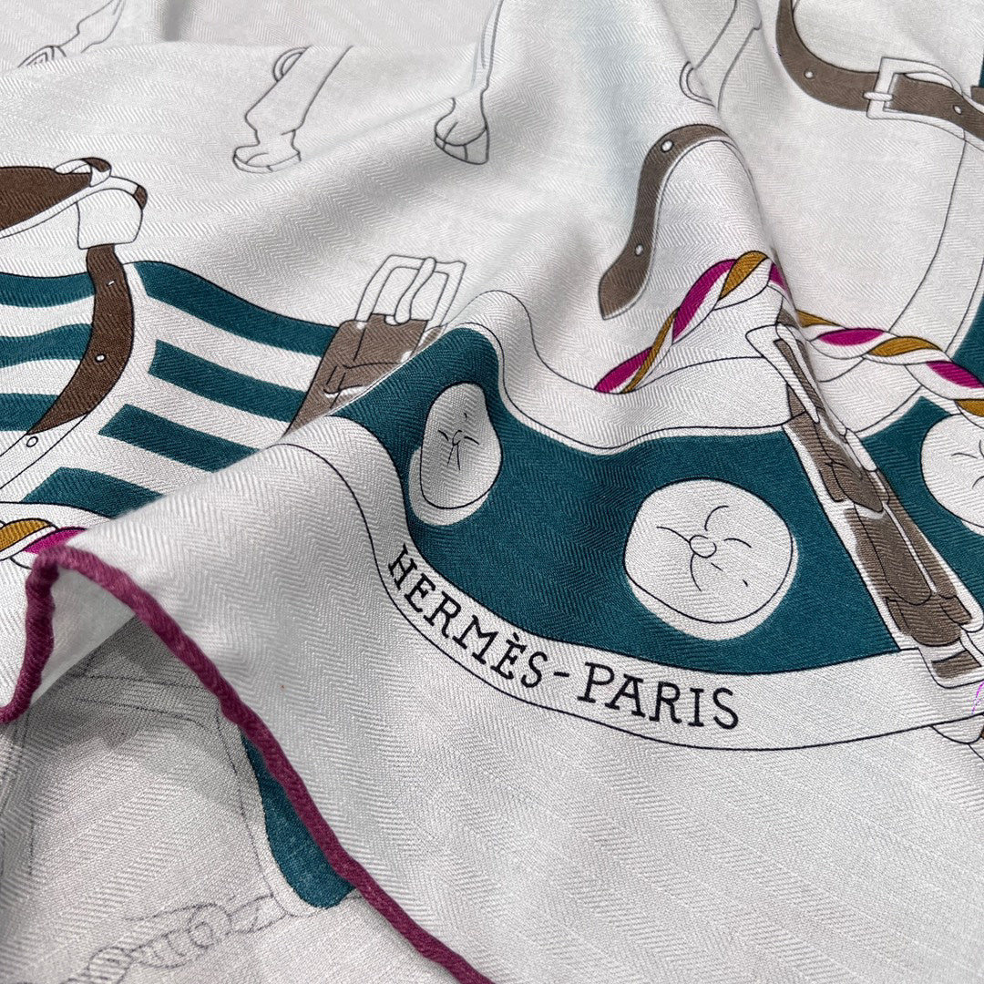 Hermes Square Scarf - 1013462342 - Photo 4