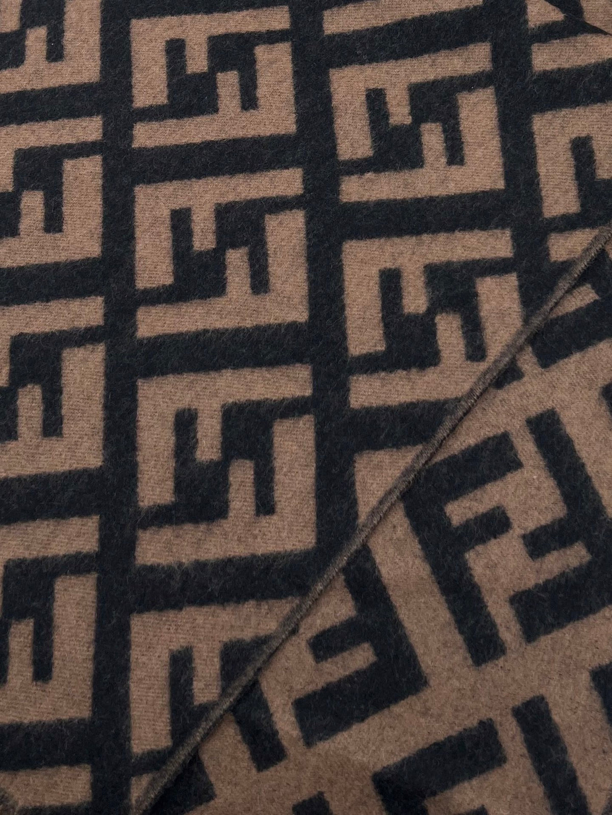 Fendi Logo Detail Scarf - 1245372310 - Photo 4