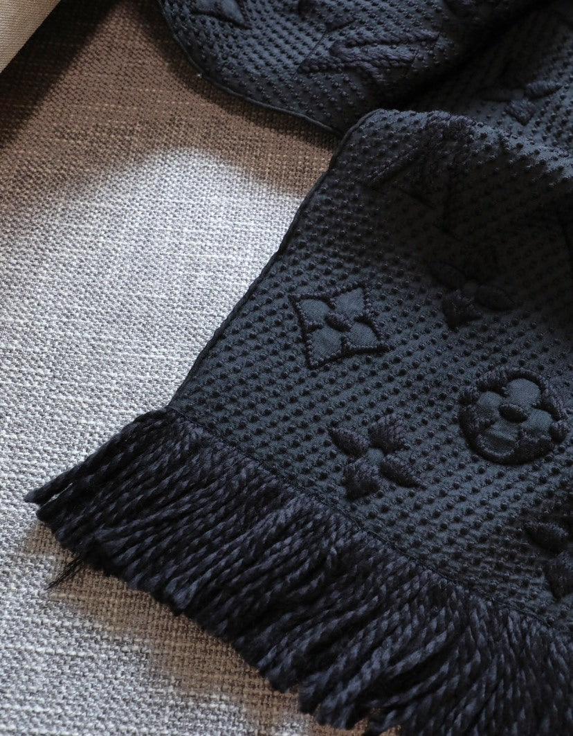 Louis Vuitton Knit Scarf - 944944943 - Photo 4