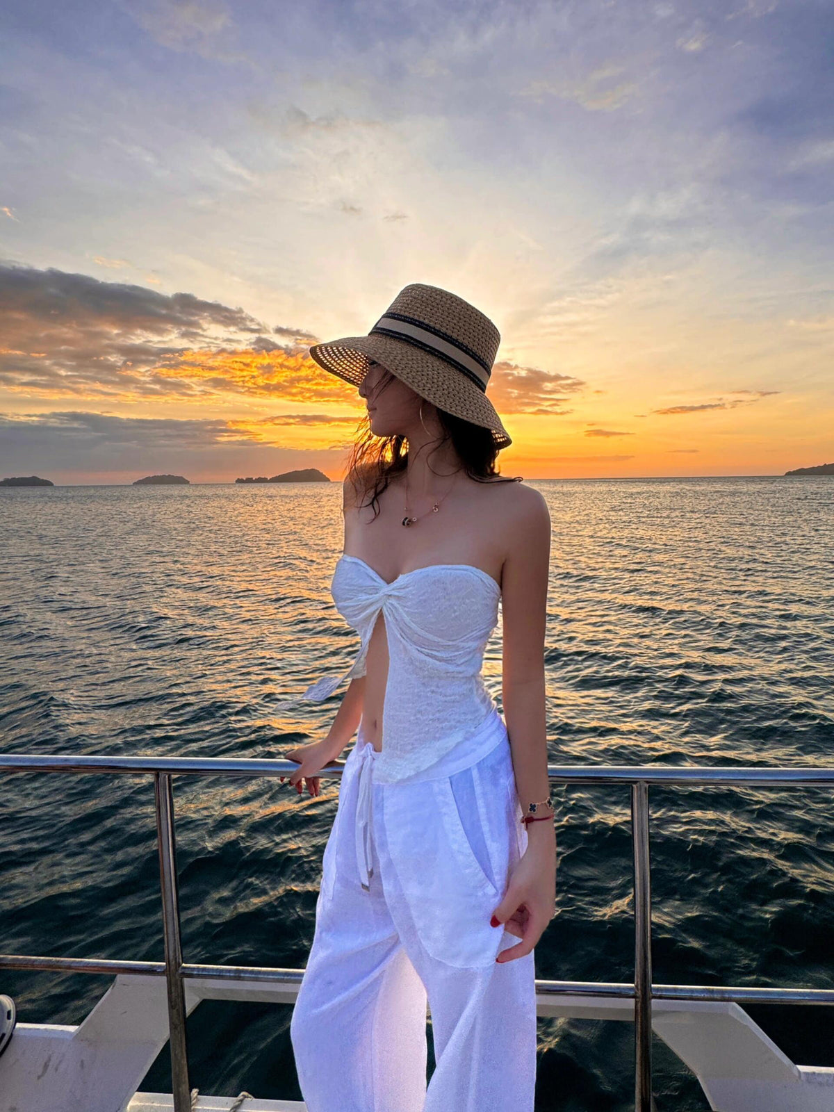 Dior Embroidered Logo Detail Sun Hat - 1009271955 - Photo 4