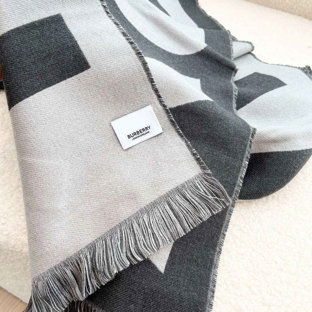 Burberry Logo Detail Scarf - 975220564 - Photo 4