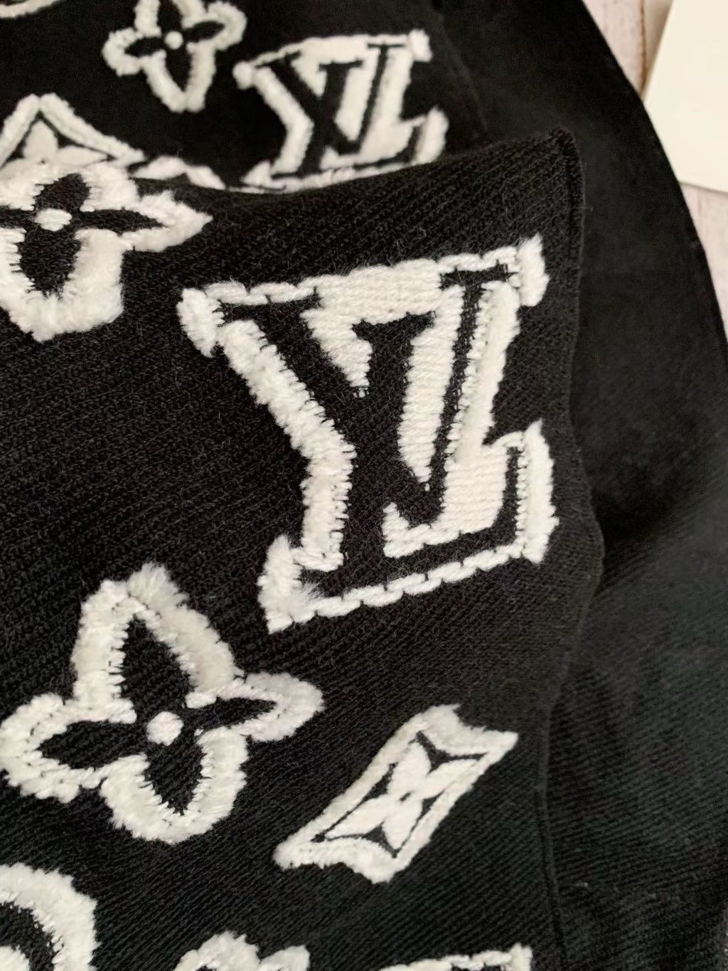Louis Vuitton Colorblock Scarf - 973281522 - Photo 4