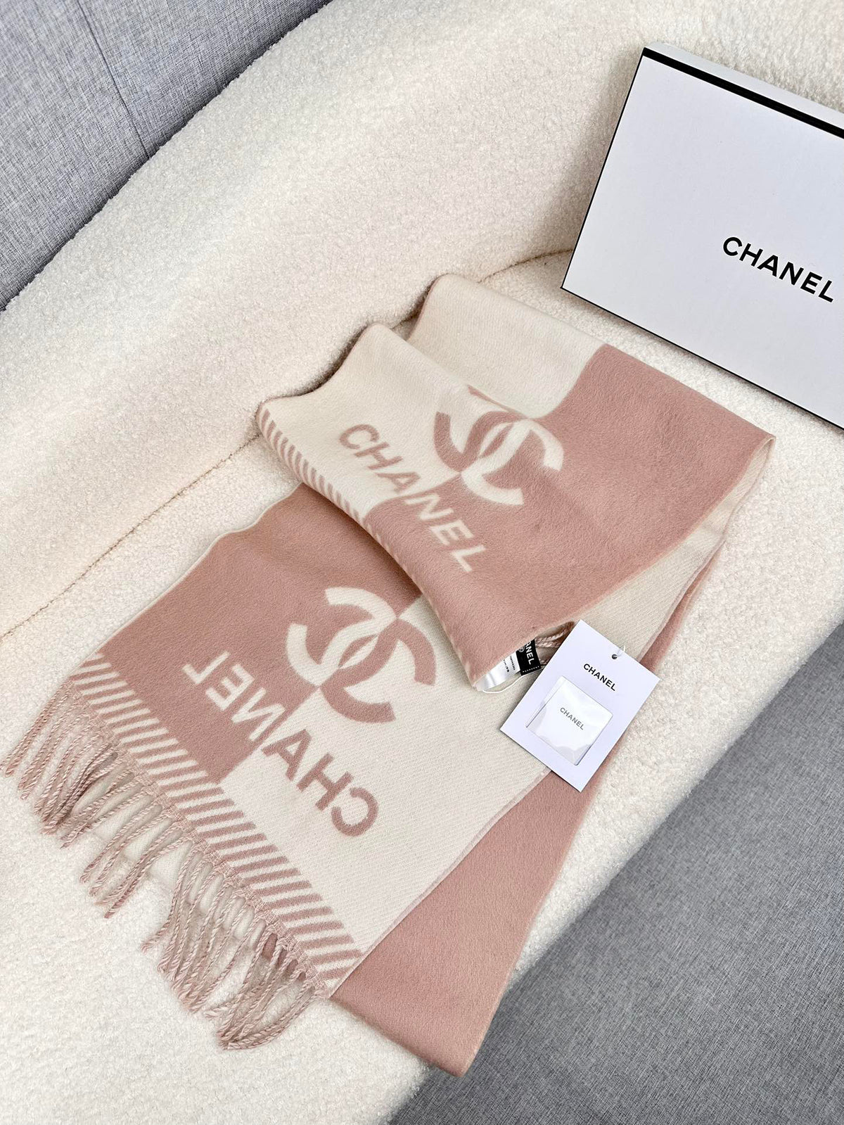 Chanel Jacquard Colorblock Scarf - 926560627 - Photo 4