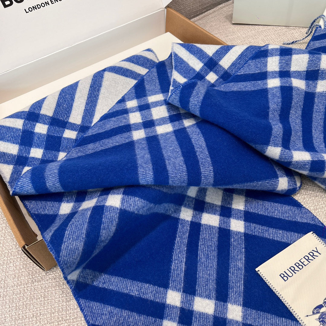 Burberry Check Pattern Scarf - 980019680 - Photo 4