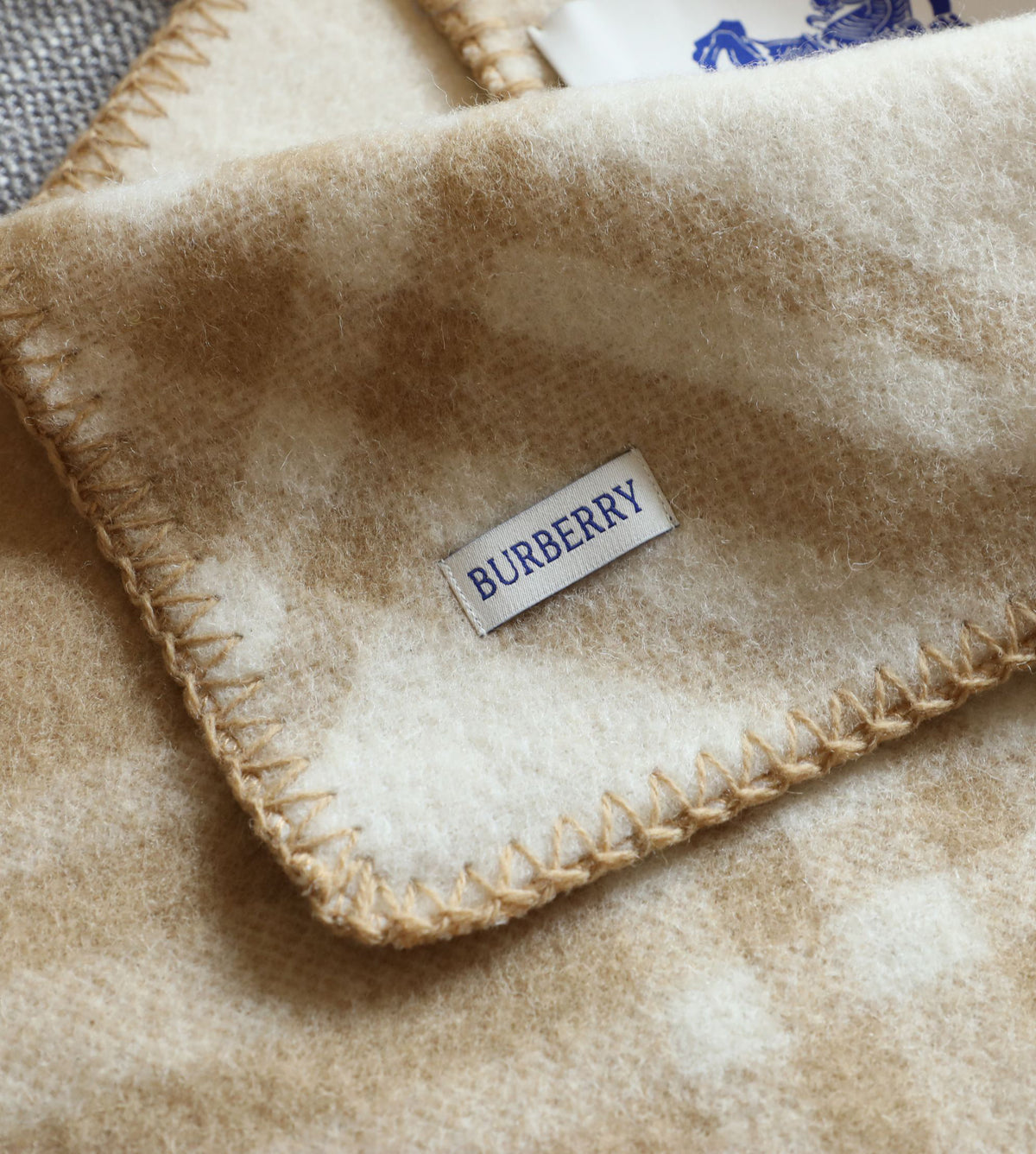 Burberry Scarf - 973238533 - Photo 4