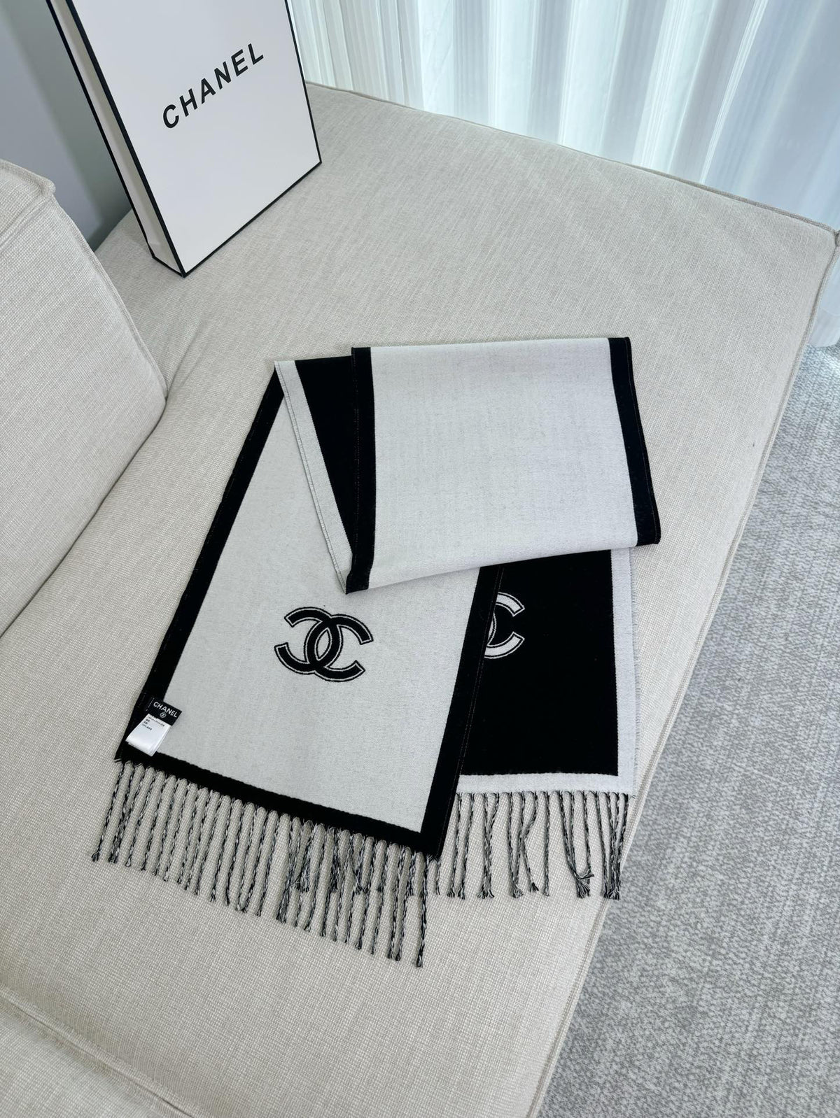 Chanel Colorblock Scarf - 973282942 - Photo 4