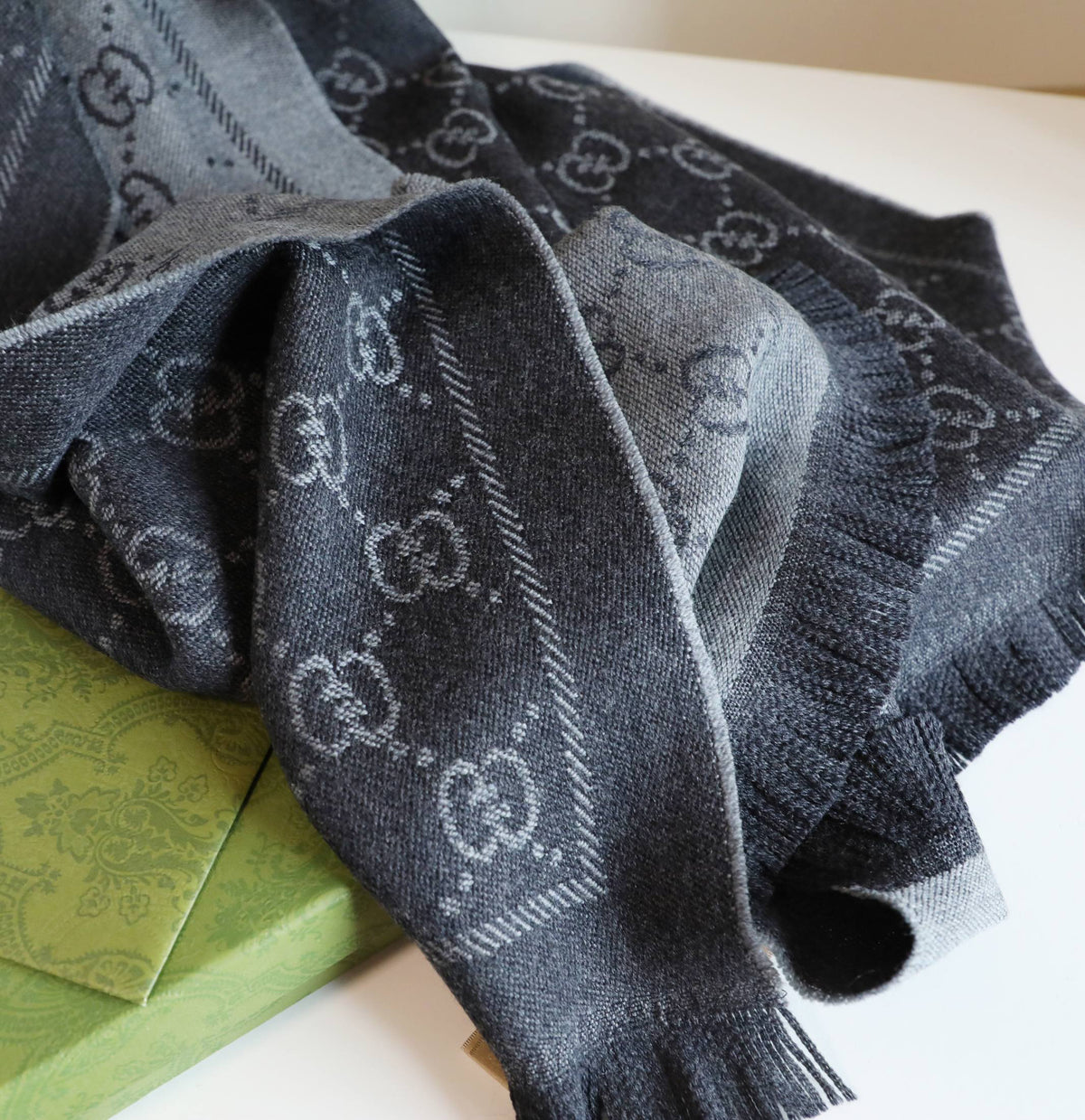 Gucci Colorblock Scarf - 968684256 - Photo 4