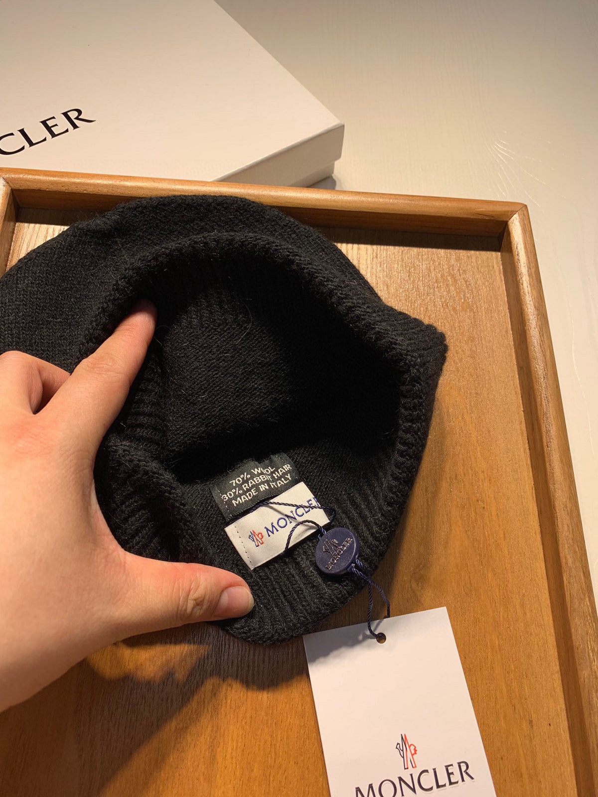 Moncler Beanie - 932349181 - Photo 4