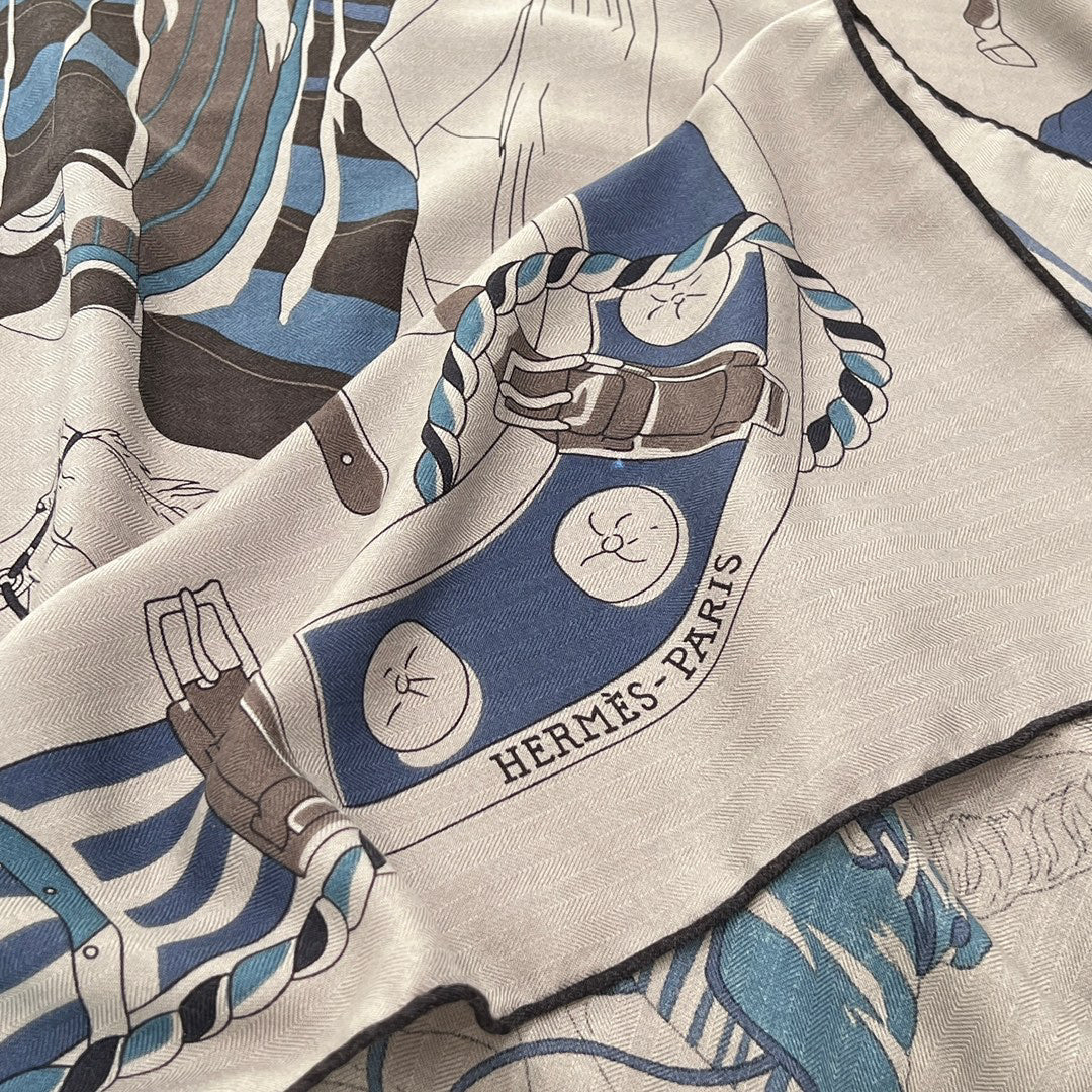 Hermes Square Scarf - 1013462234 - Photo 4