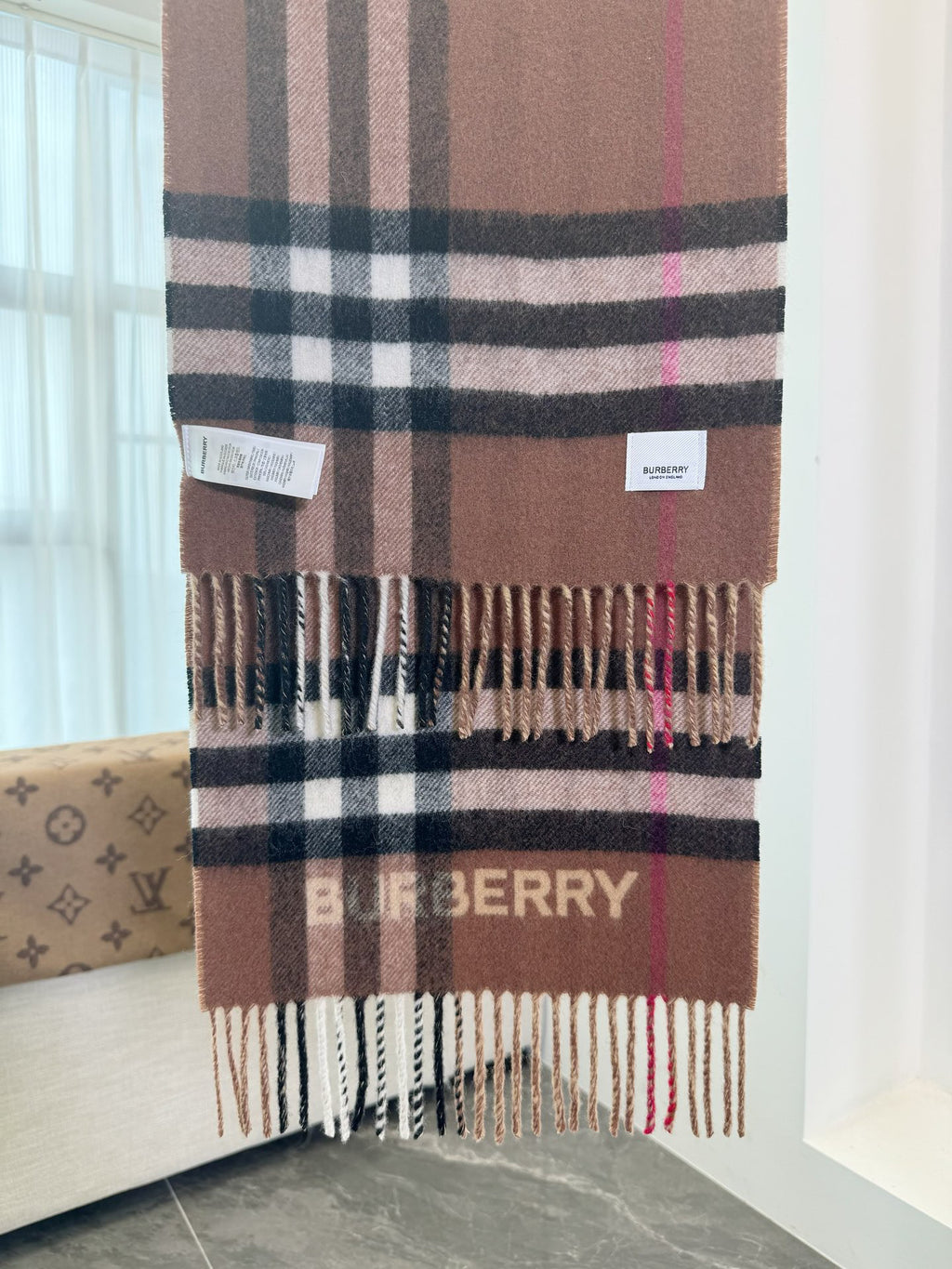 Burberry Check Pattern Colorblock Scarf - 973645013 - Photo 4