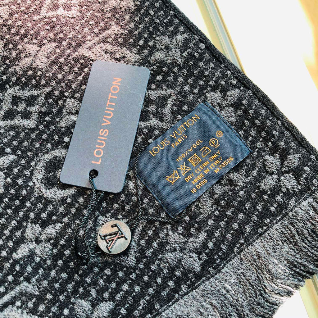 Louis Vuitton Jacquard Logo Detail Scarf - 979032567 - Photo 4