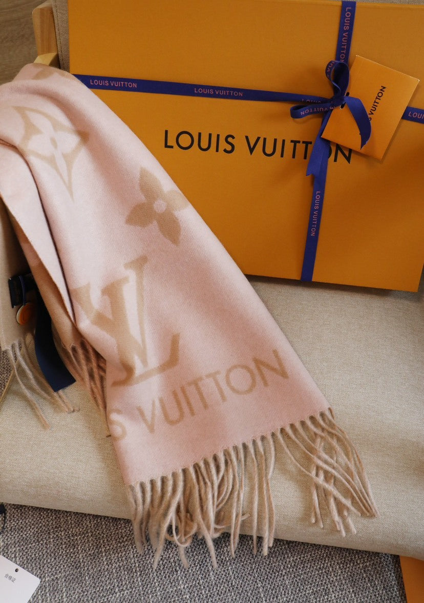 Louis Vuitton Scarf - 944942822 - Photo 4