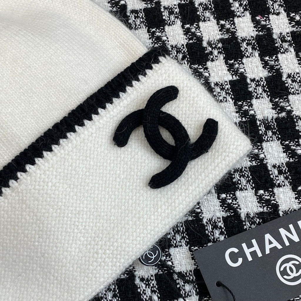 Chanel Knit Beanie - 975370152 - Photo 4
