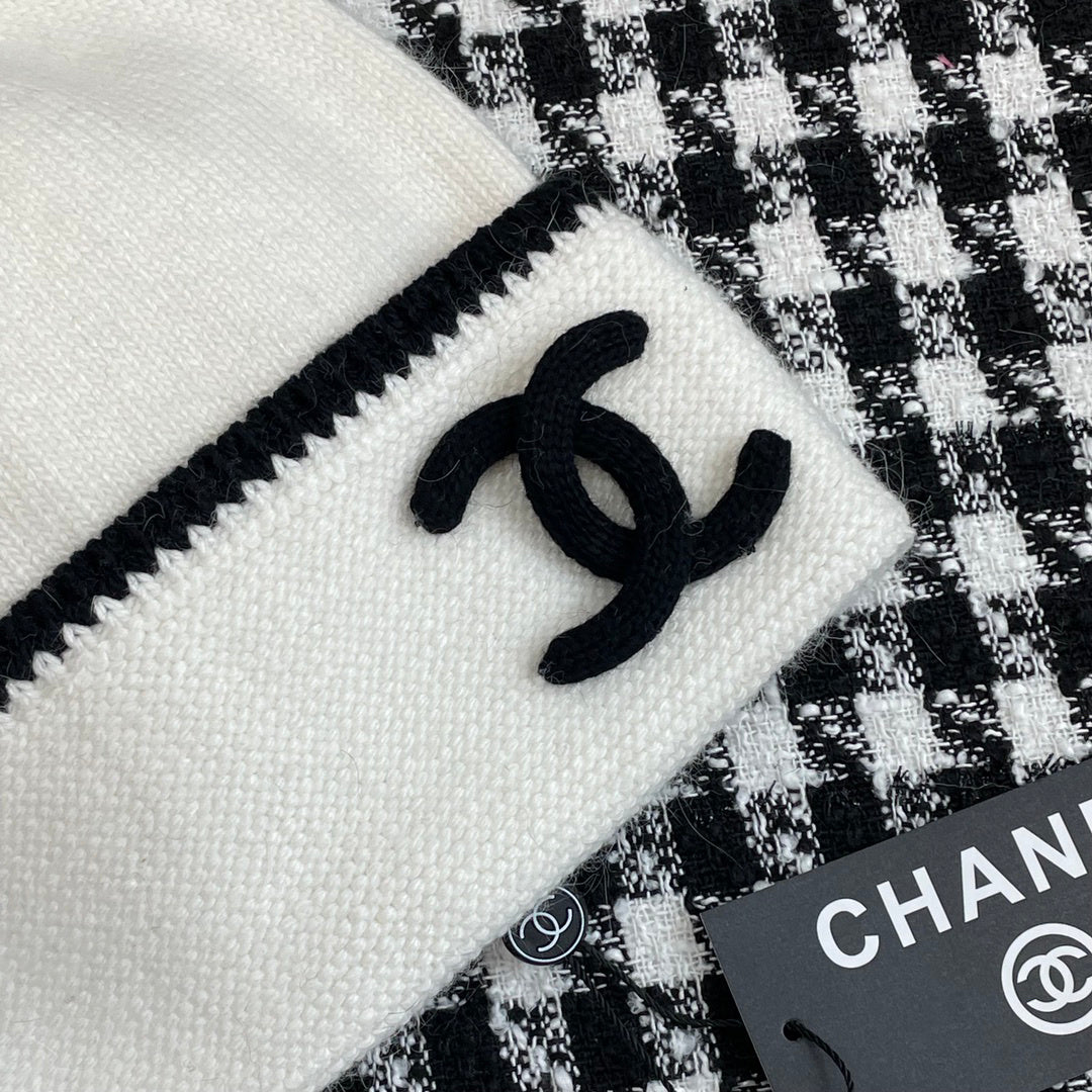 Chanel Knit Beanie - 975370152 - Photo 4