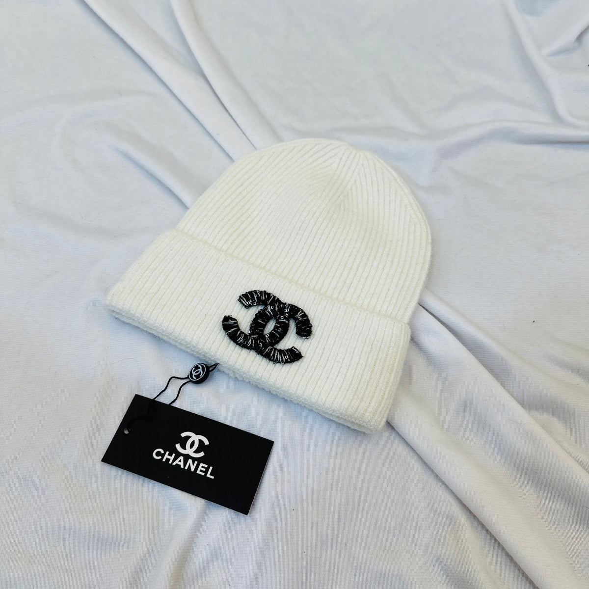 Chanel Logo Detail Knit Beanie - 1141779406 - Photo 4
